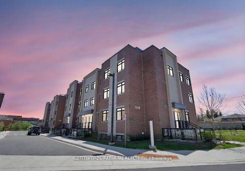 1062 Douglas Mccurdy Common Mississauga ON L5G 0C6