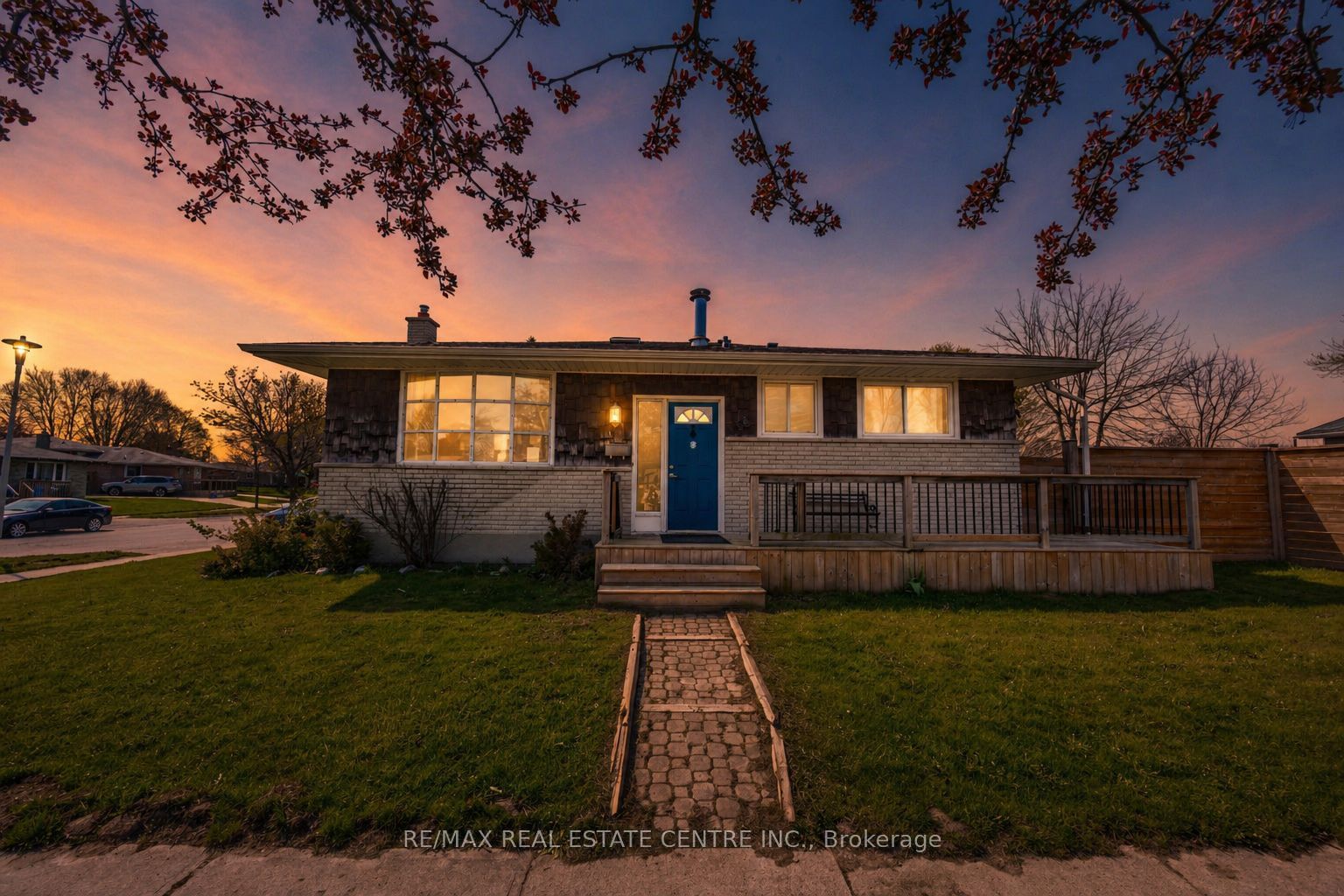 56 Ashbury Avenue E