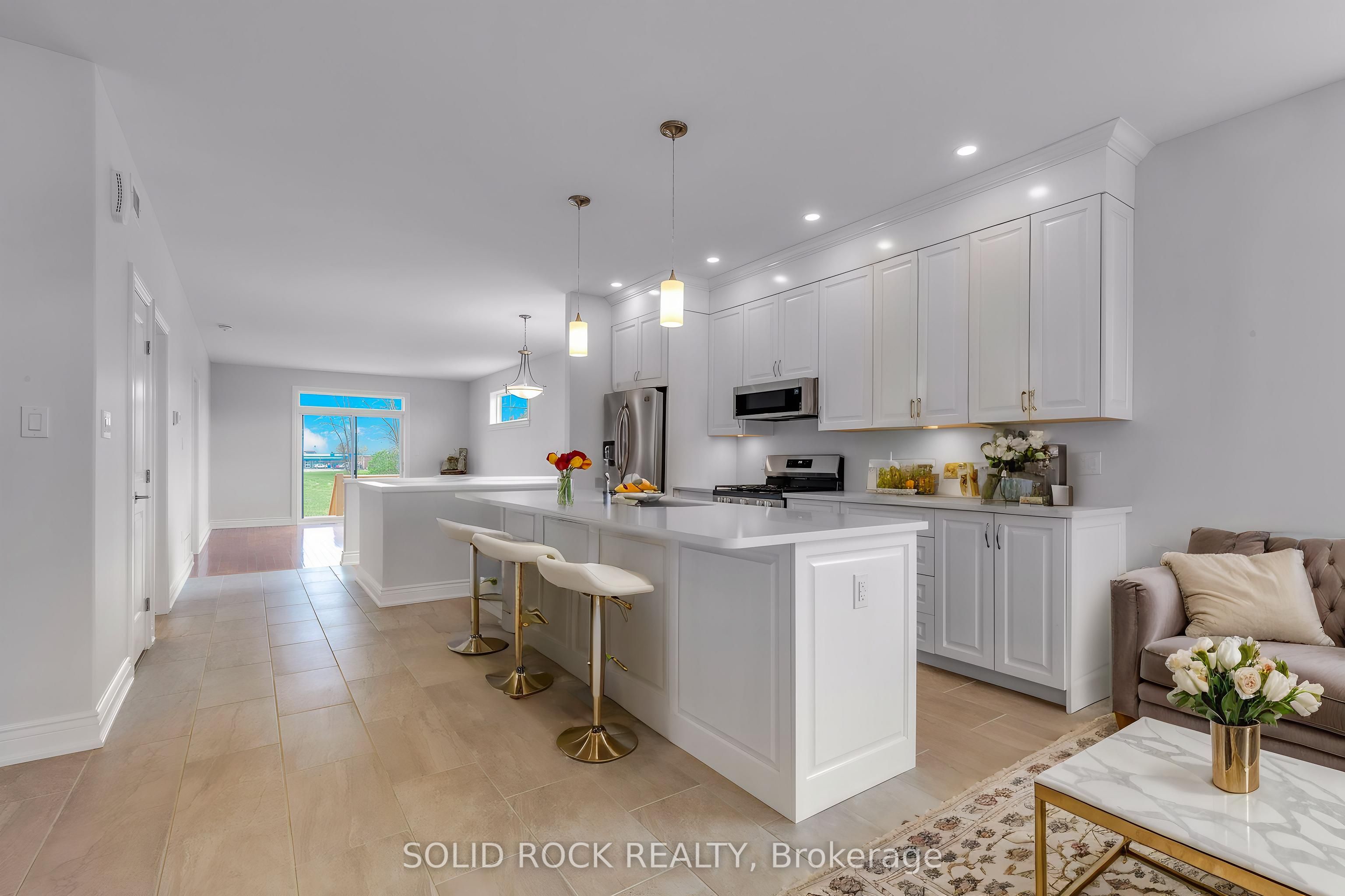 9 Billings Avenue
