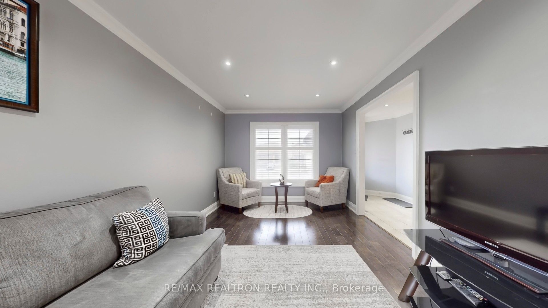 229 Kingsbridge Garden Circle