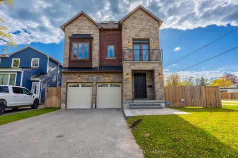 732 Hillview Crescent Pickering ON L1W 2R8