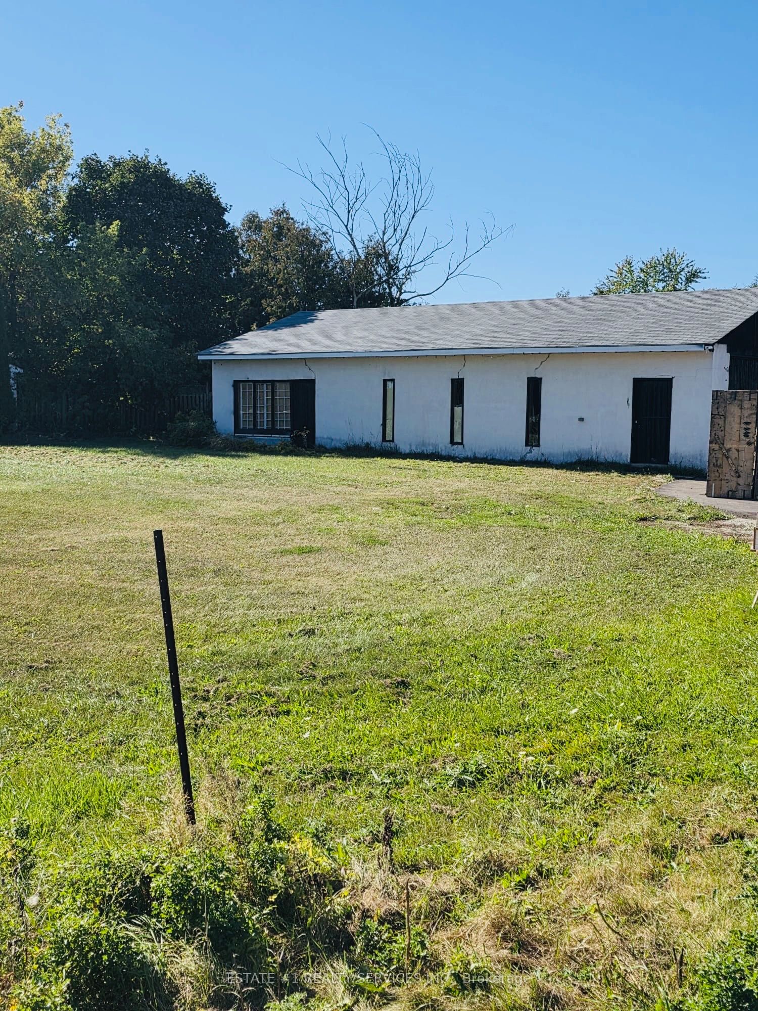 9843 Highway 7 N/A