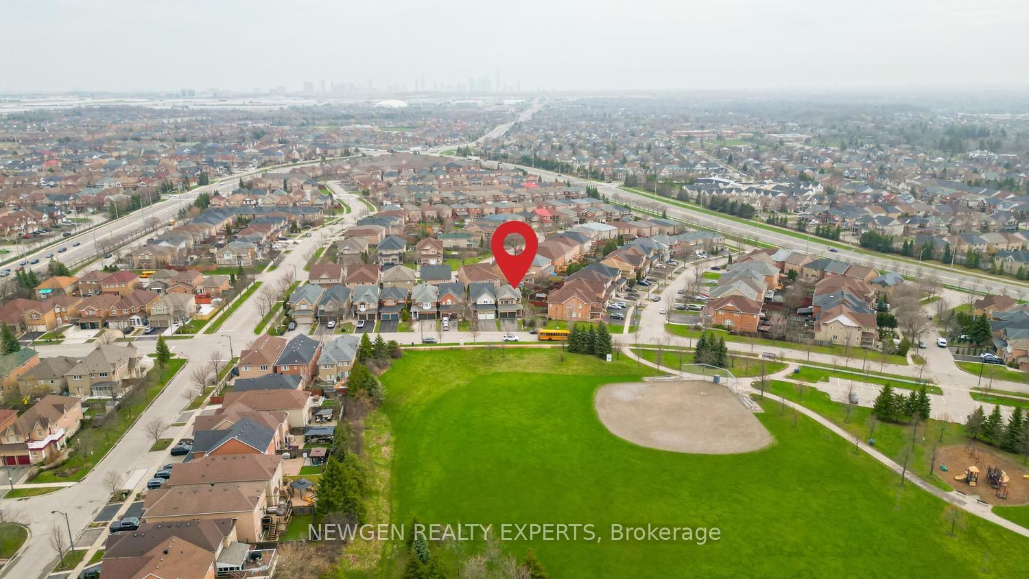 812 Knotty Pine Grove