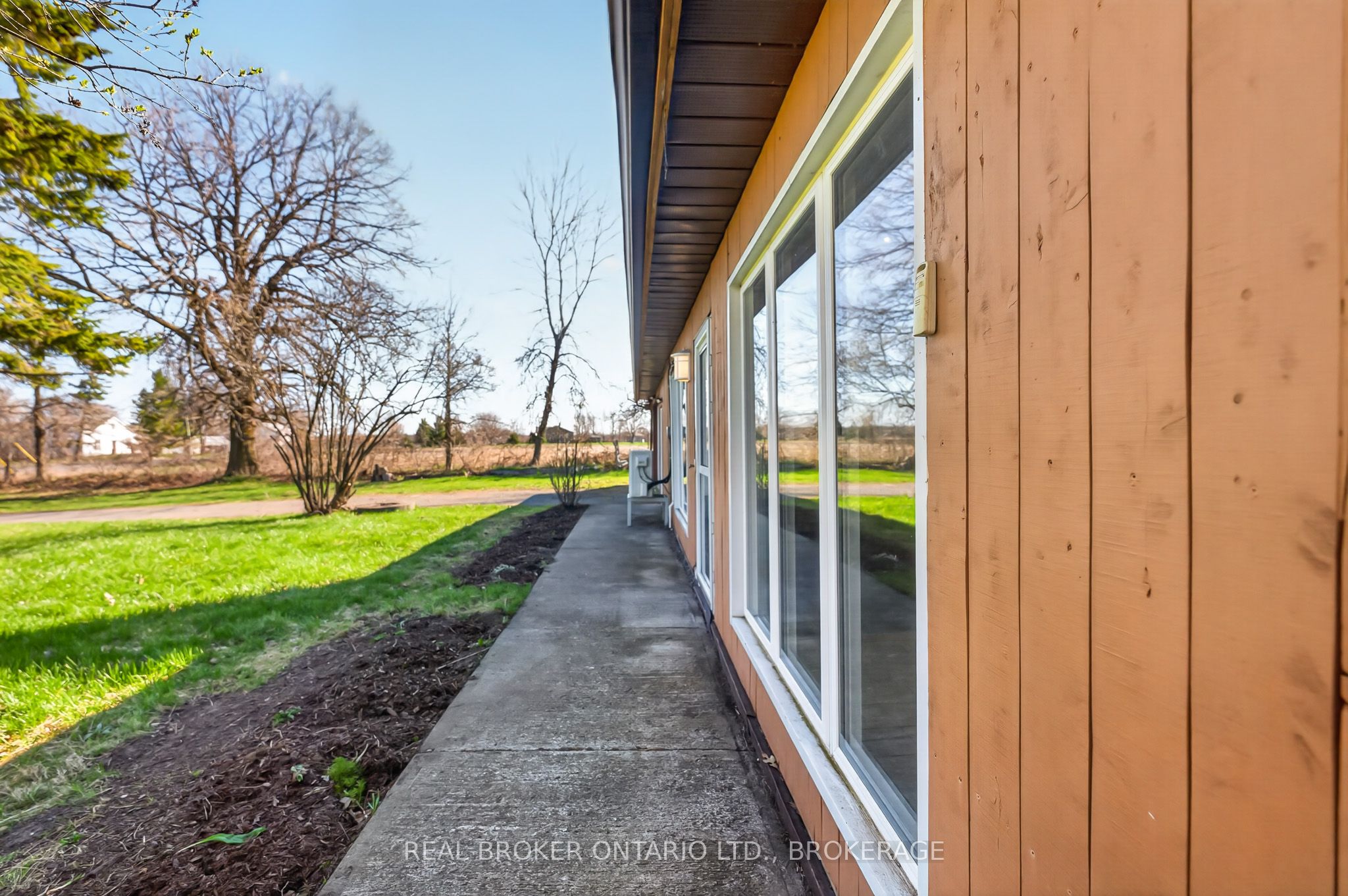 2268 Mcintyre Road