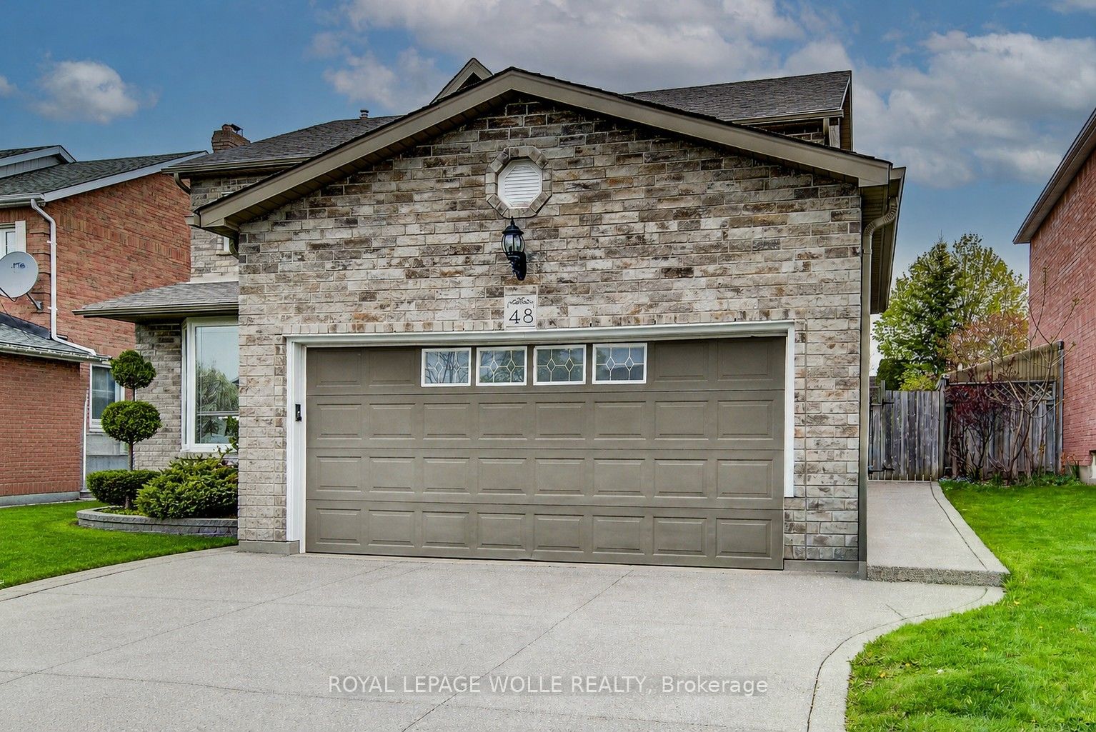 48 Lennox Crescent