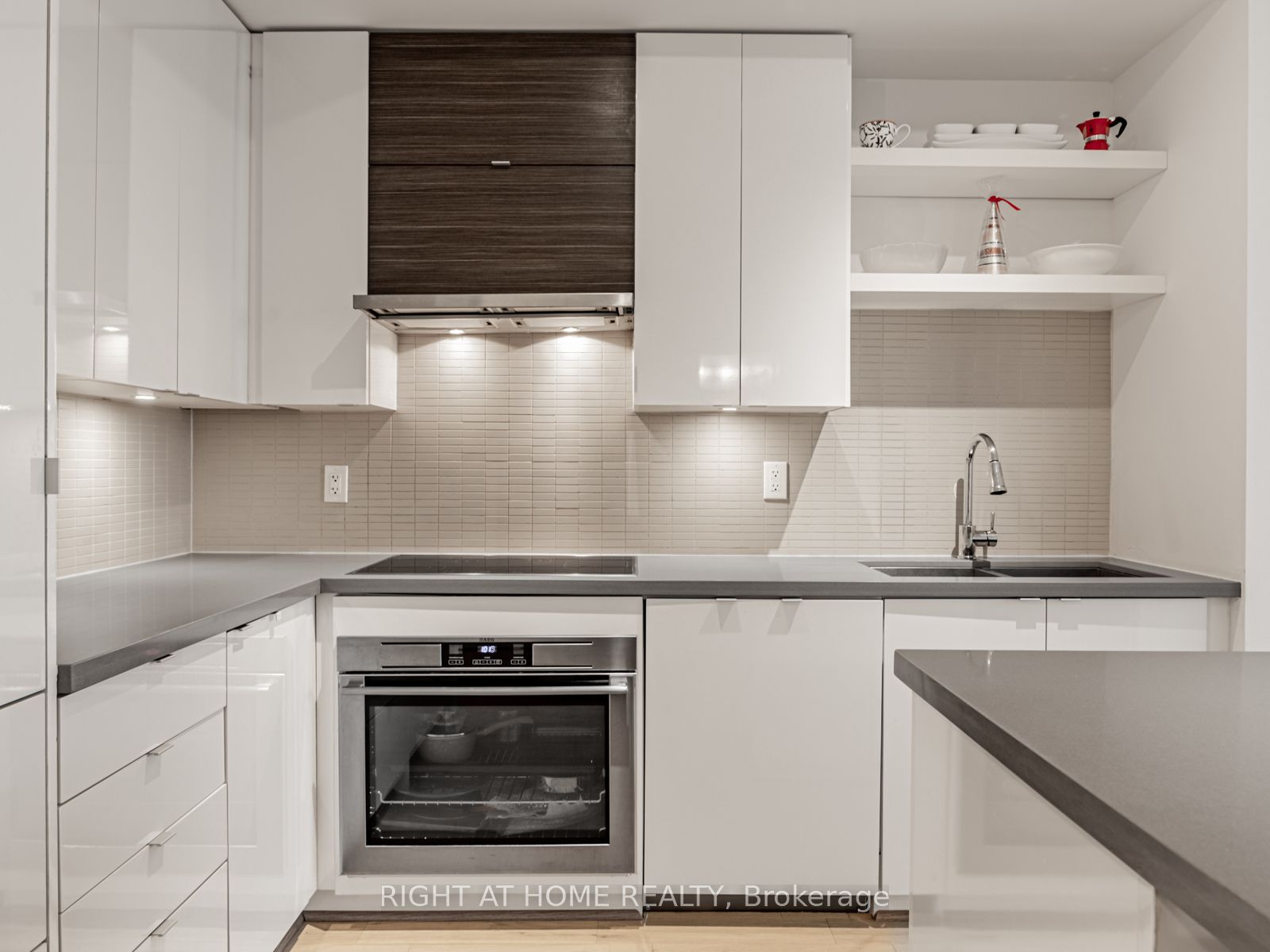 59 ANNIE CRAIG Drive 3507