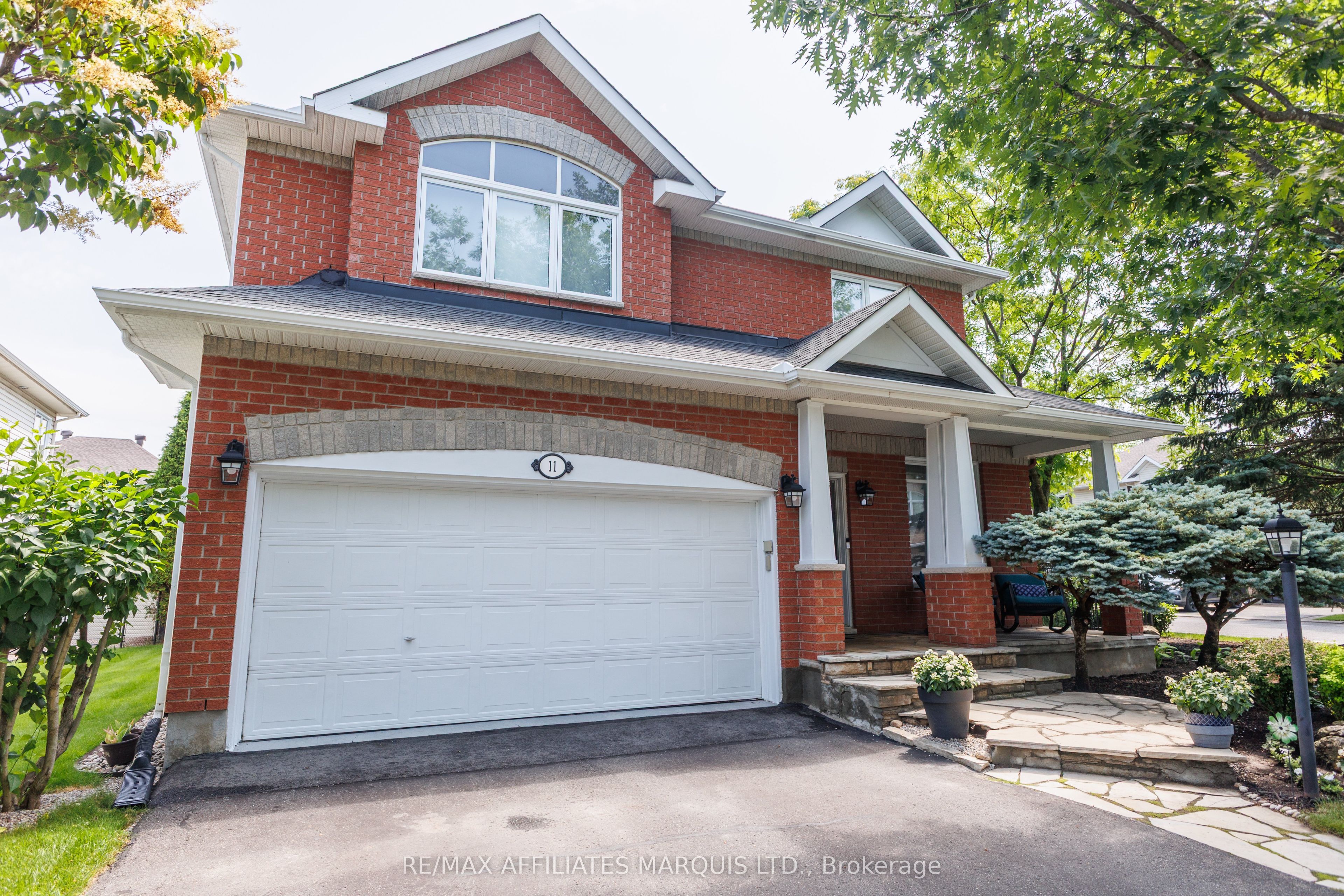 11 Redbridge Crescent