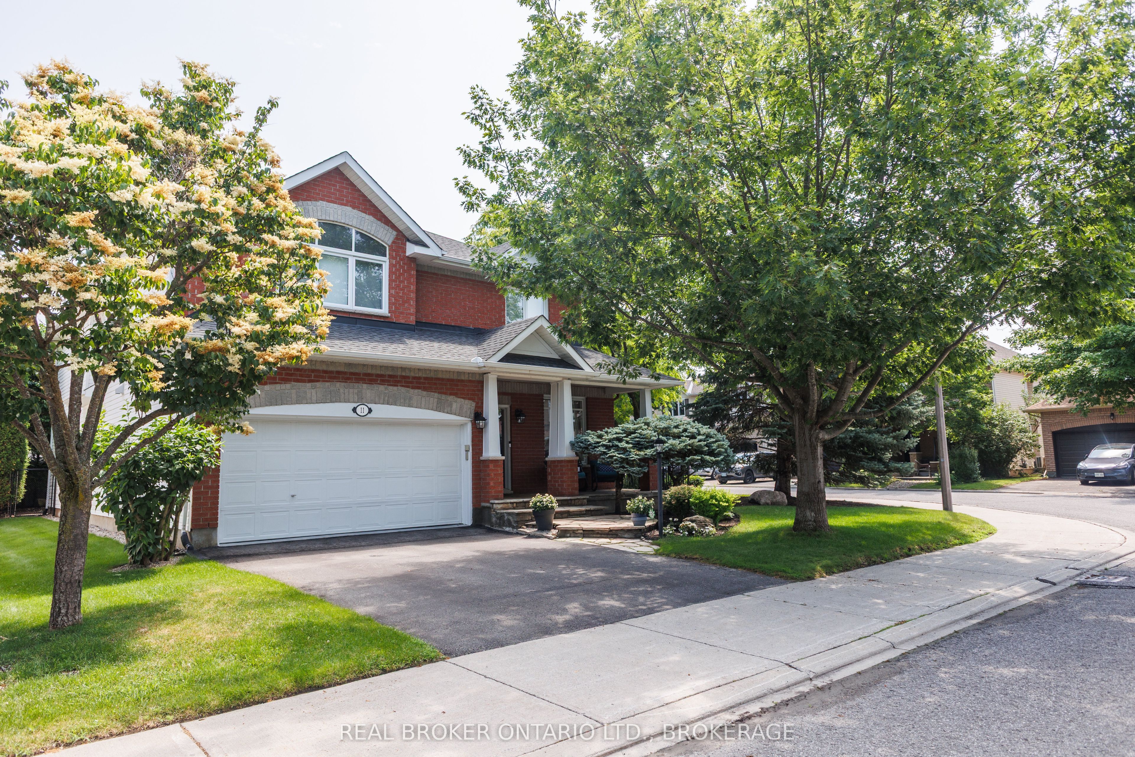 11 Redbridge Crescent