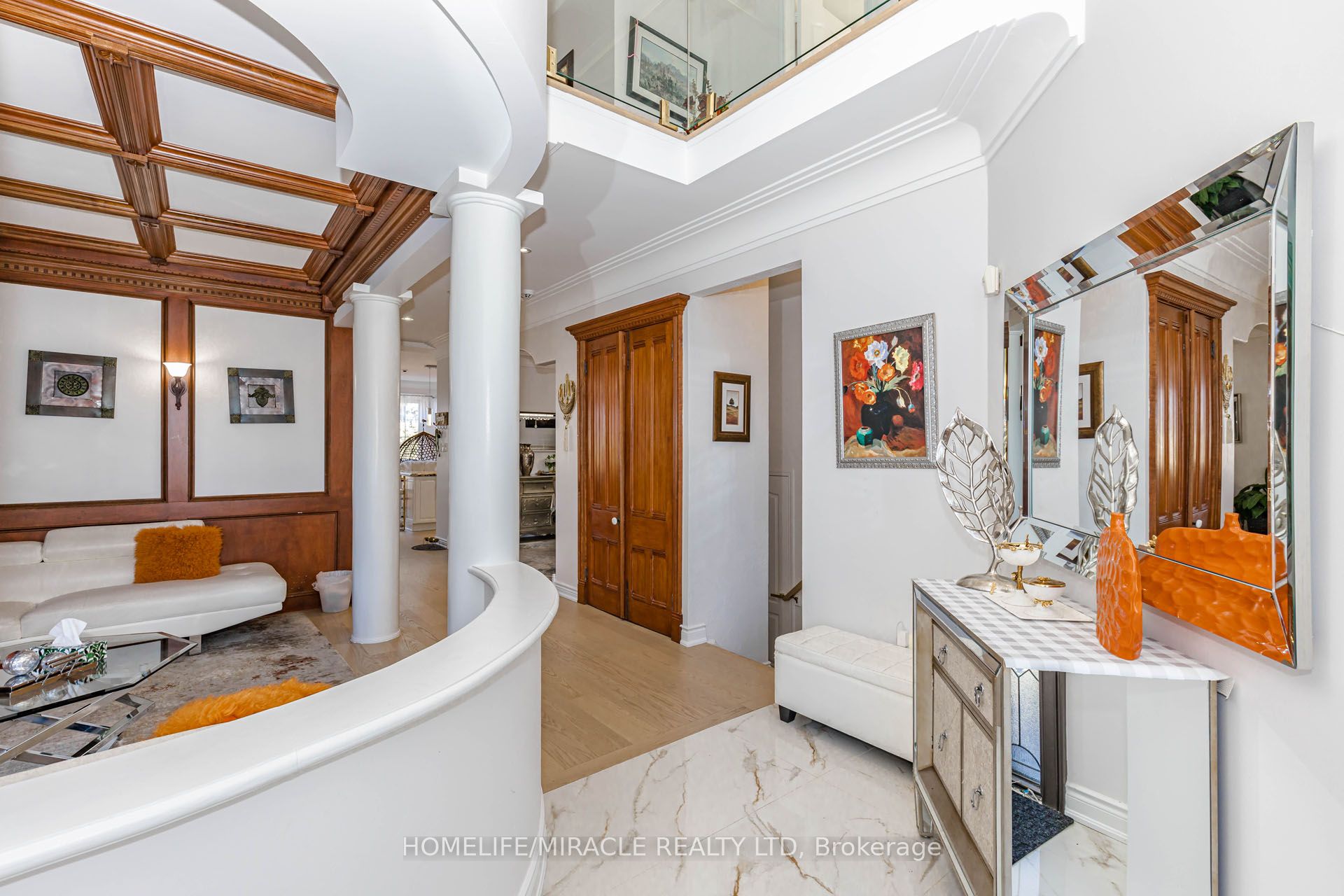 3339 Crompton Crescent