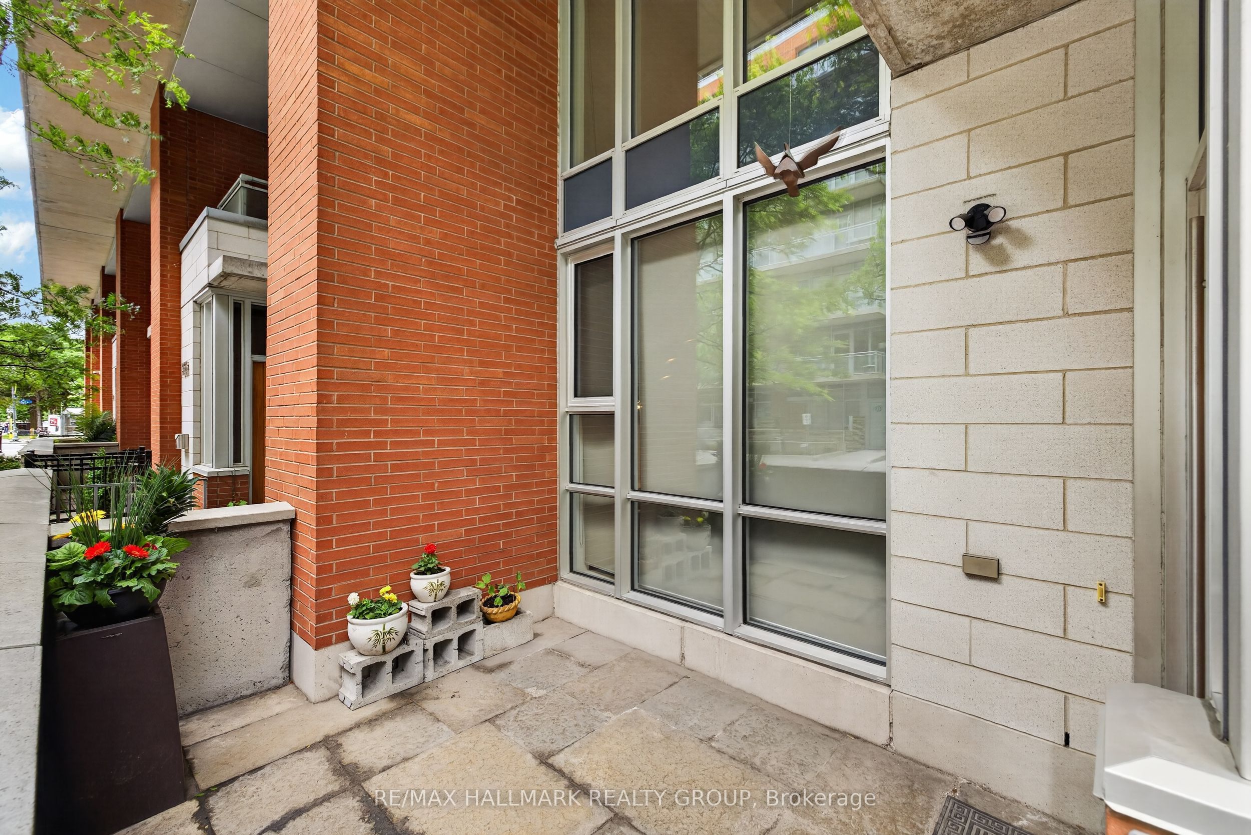 353 McLeod Street
