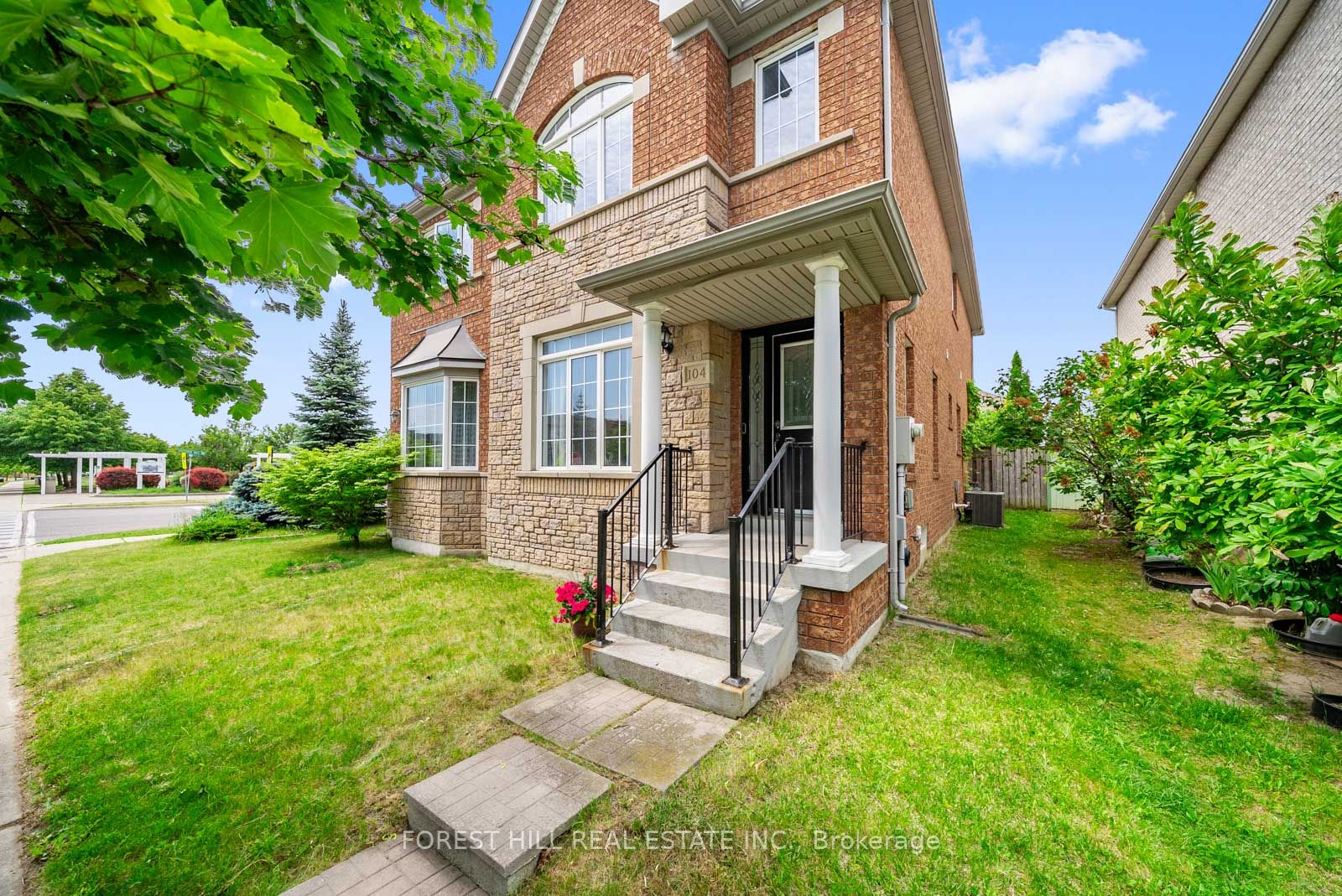 104 Forest Run Boulevard