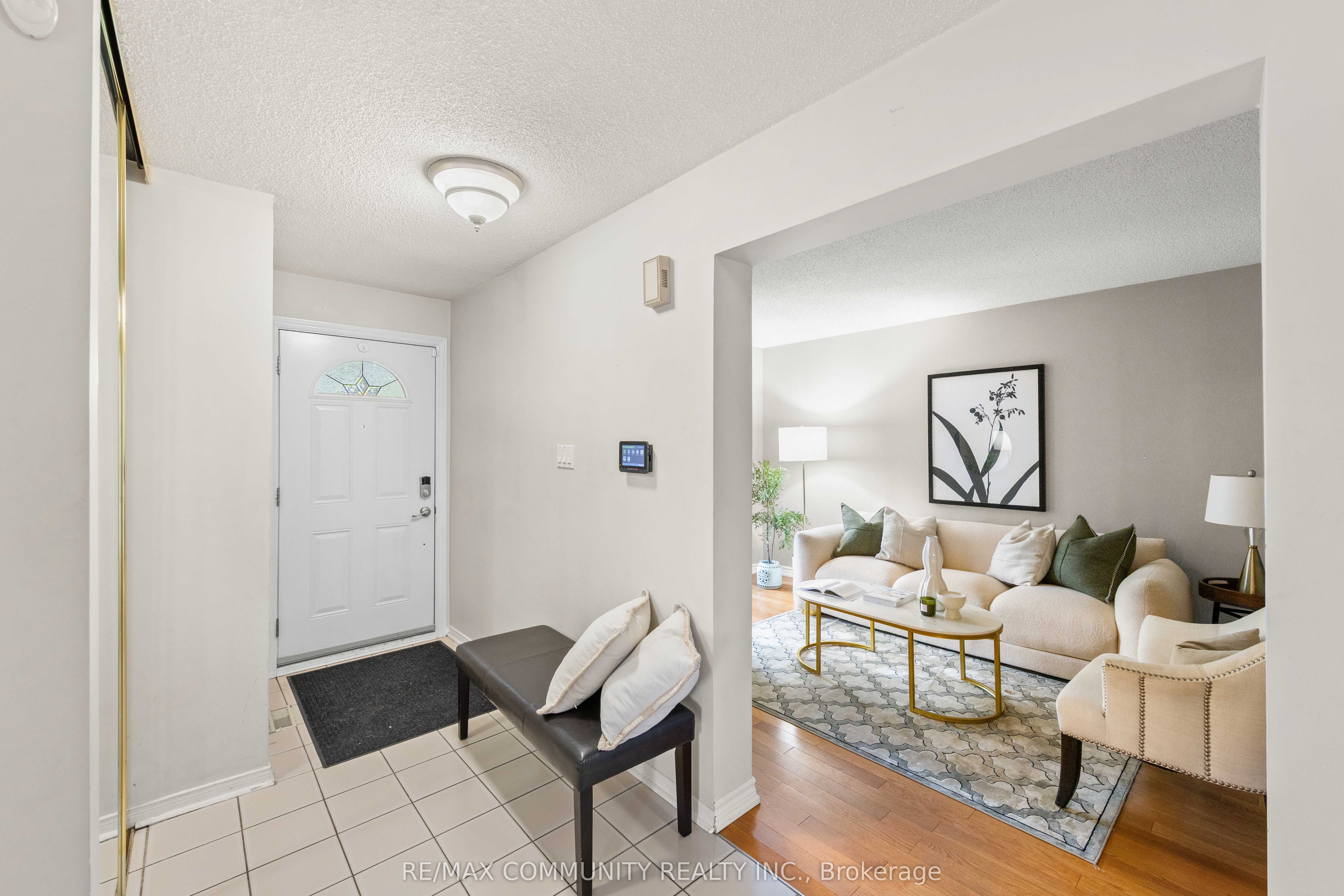 5 Plowman Drive