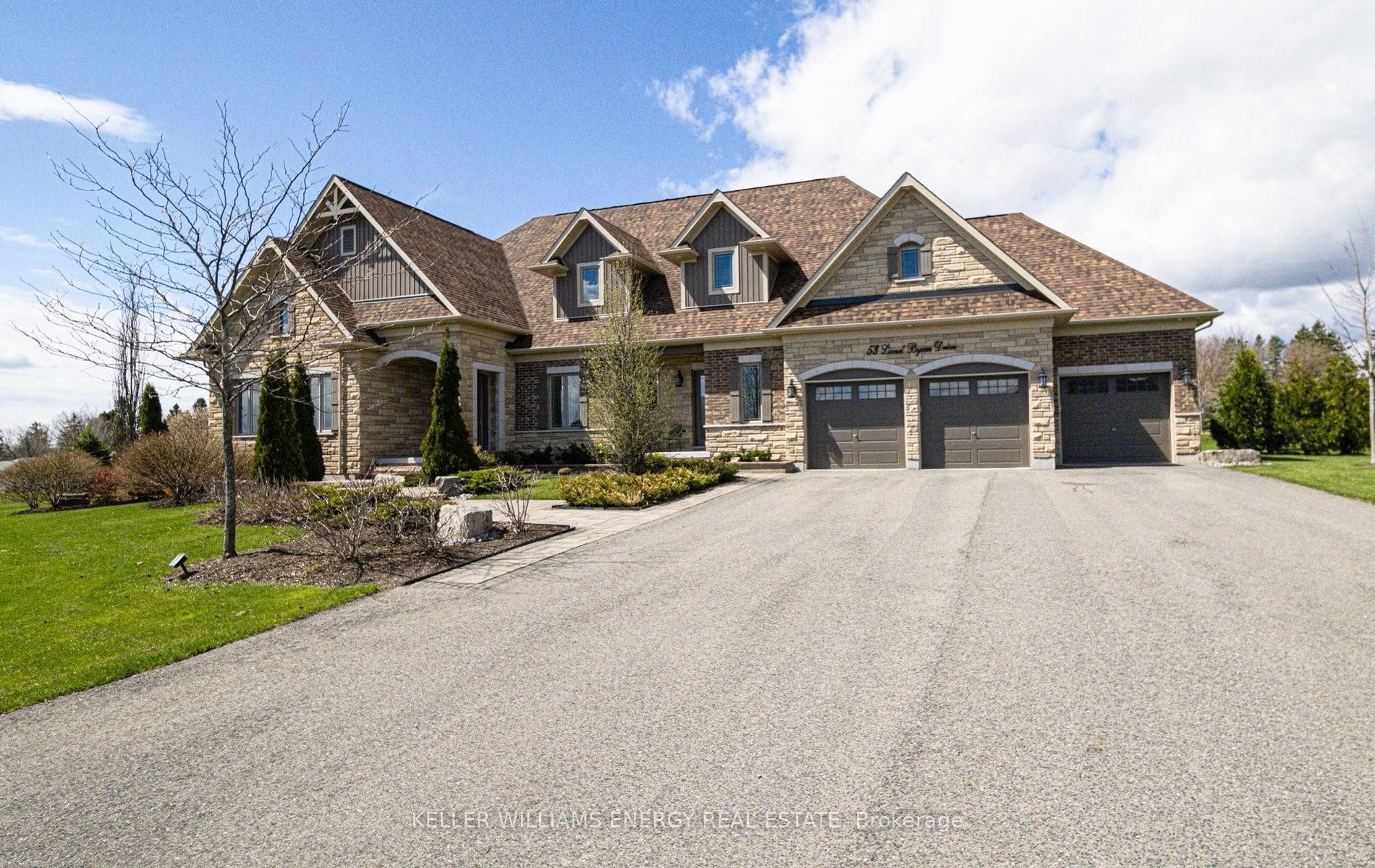 53 Lionel Byam Drive