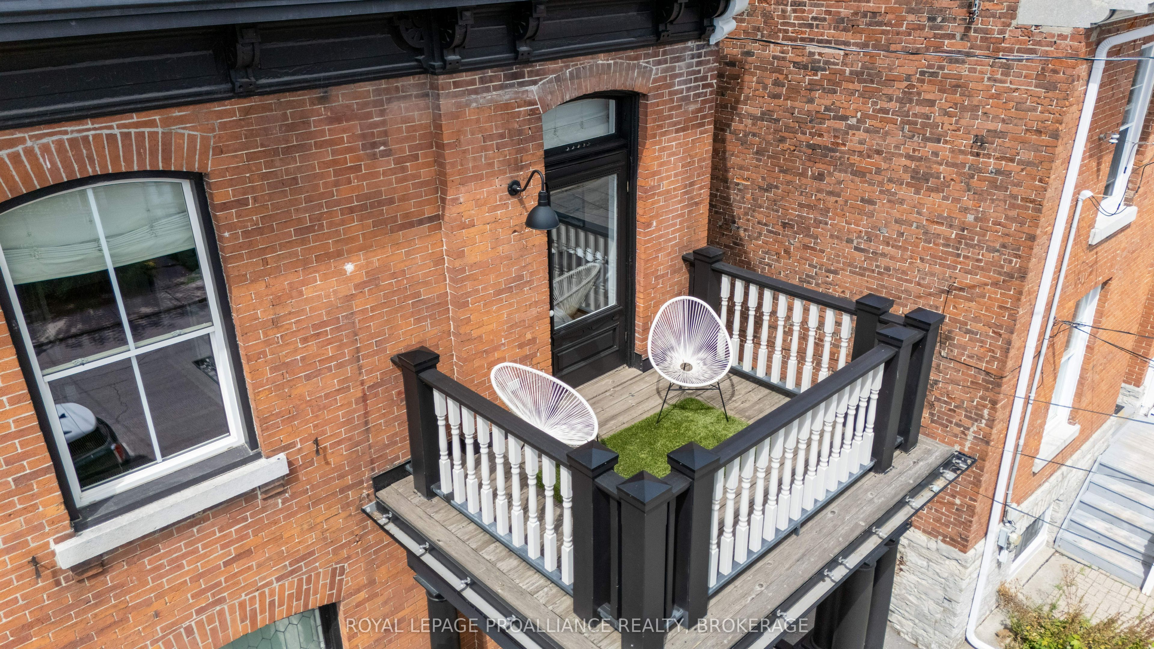 28 Wellington Street