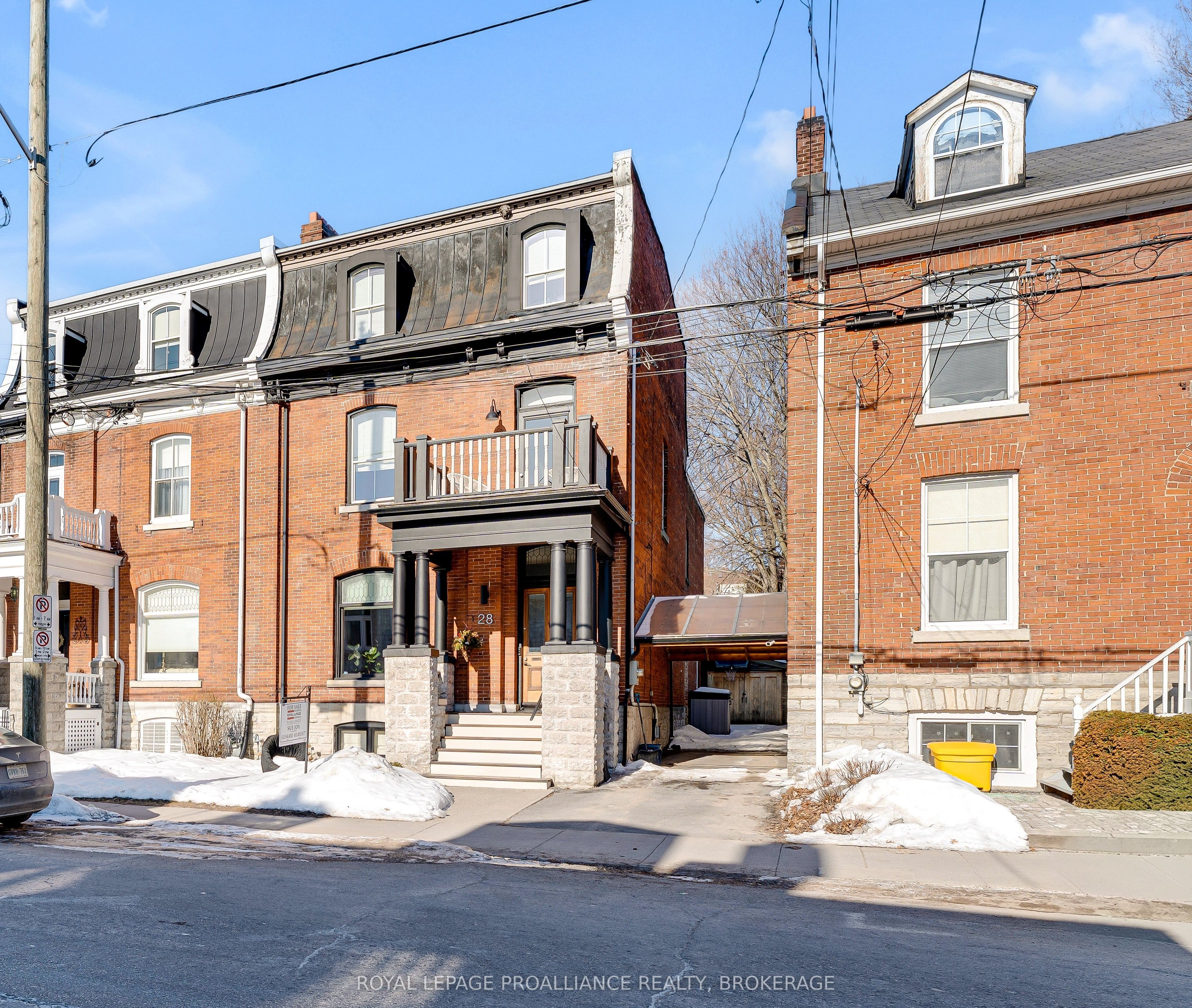 28 Wellington Street