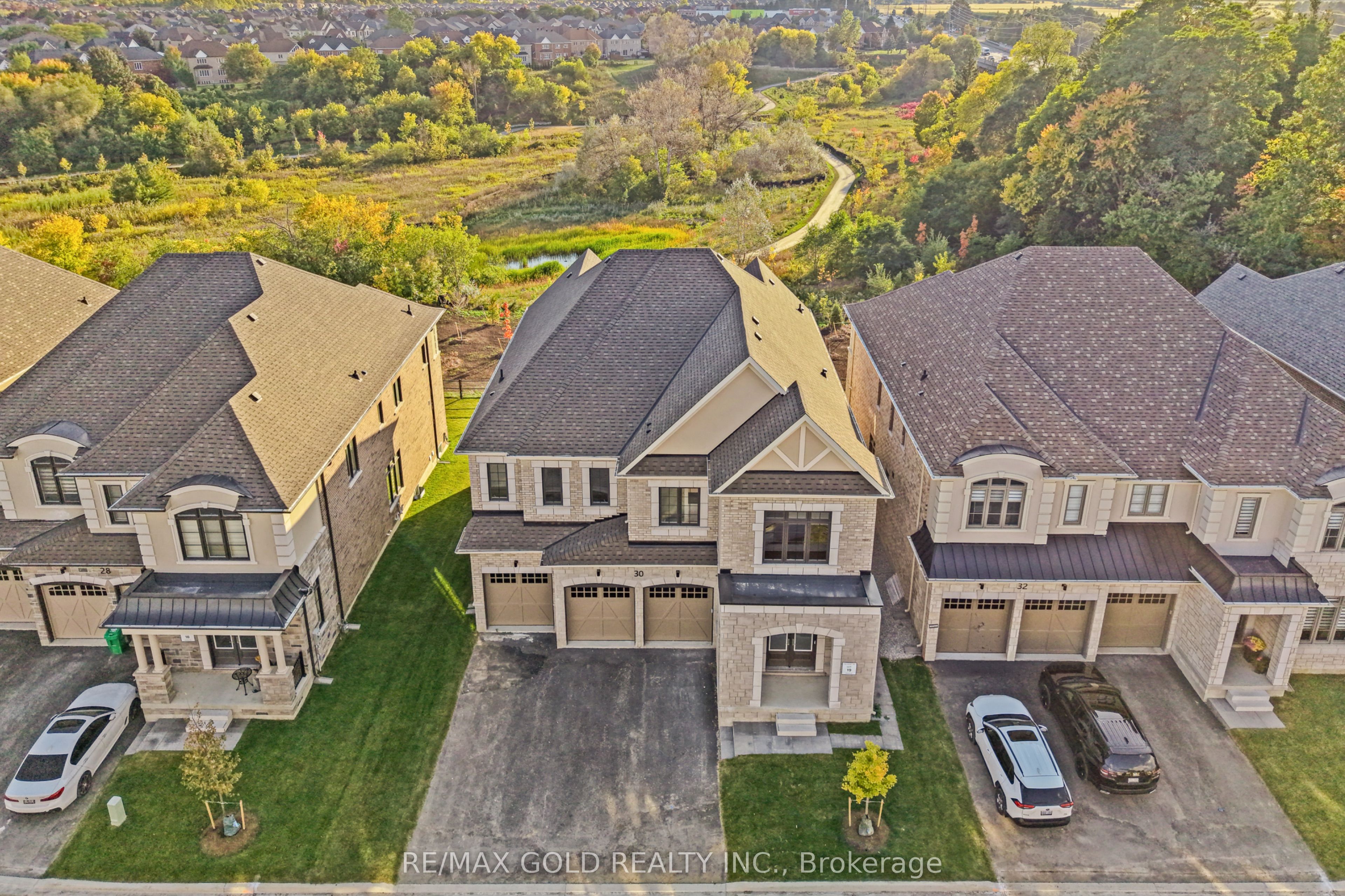 30 Mosswood Trail