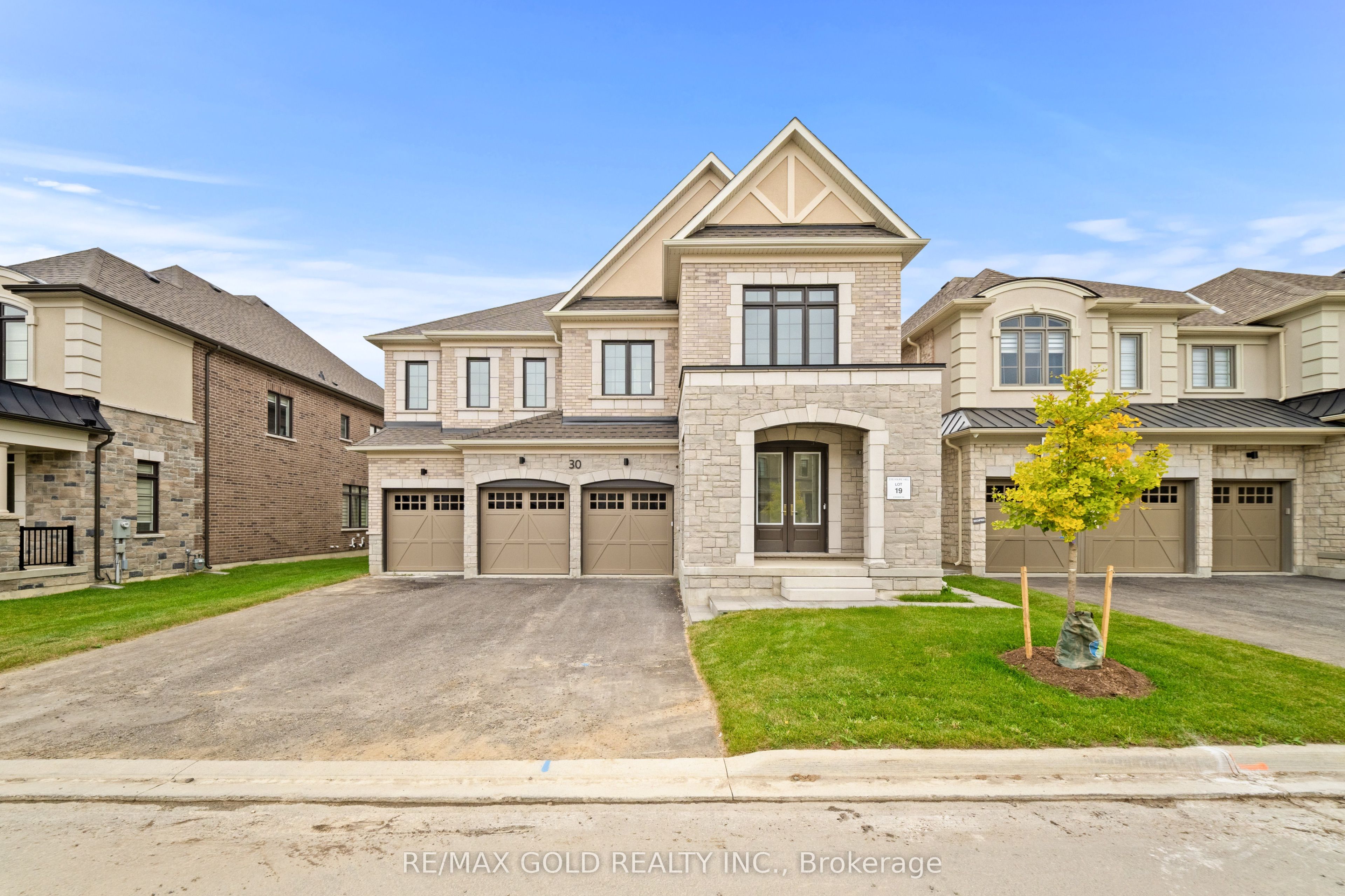 30 Mosswood Trail