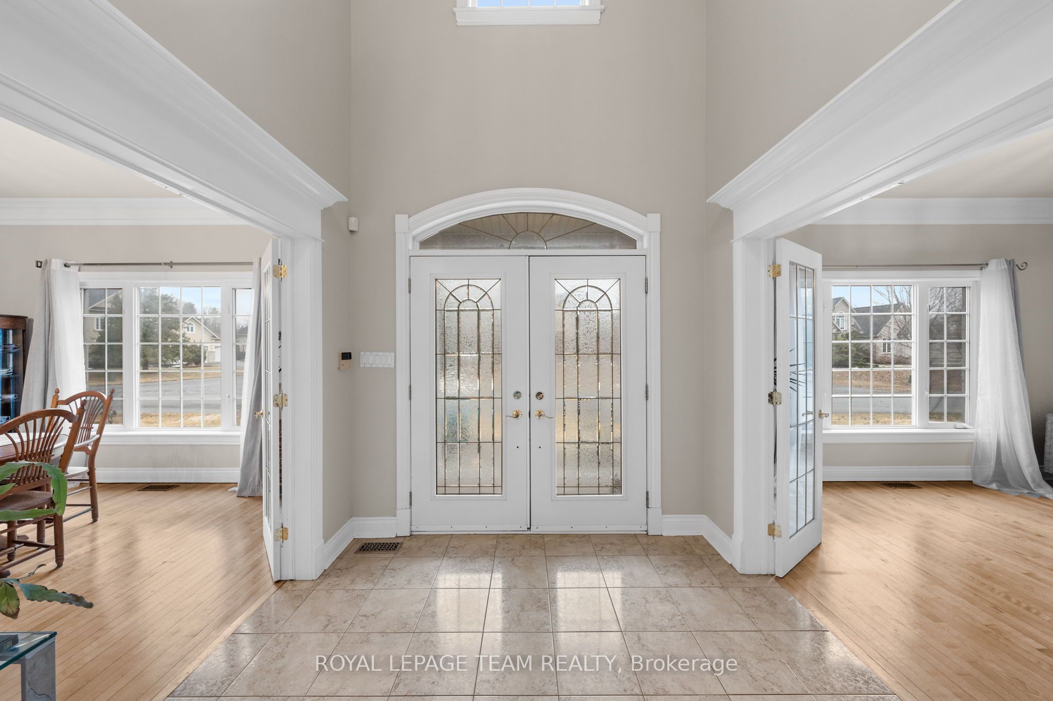 5440 Wadell Court