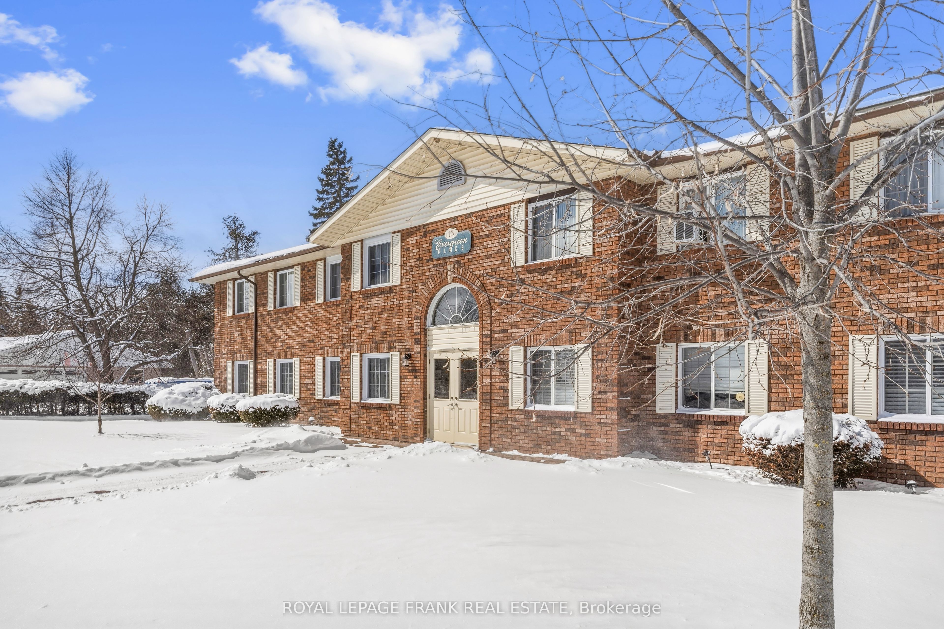 15 Clifton Street 102