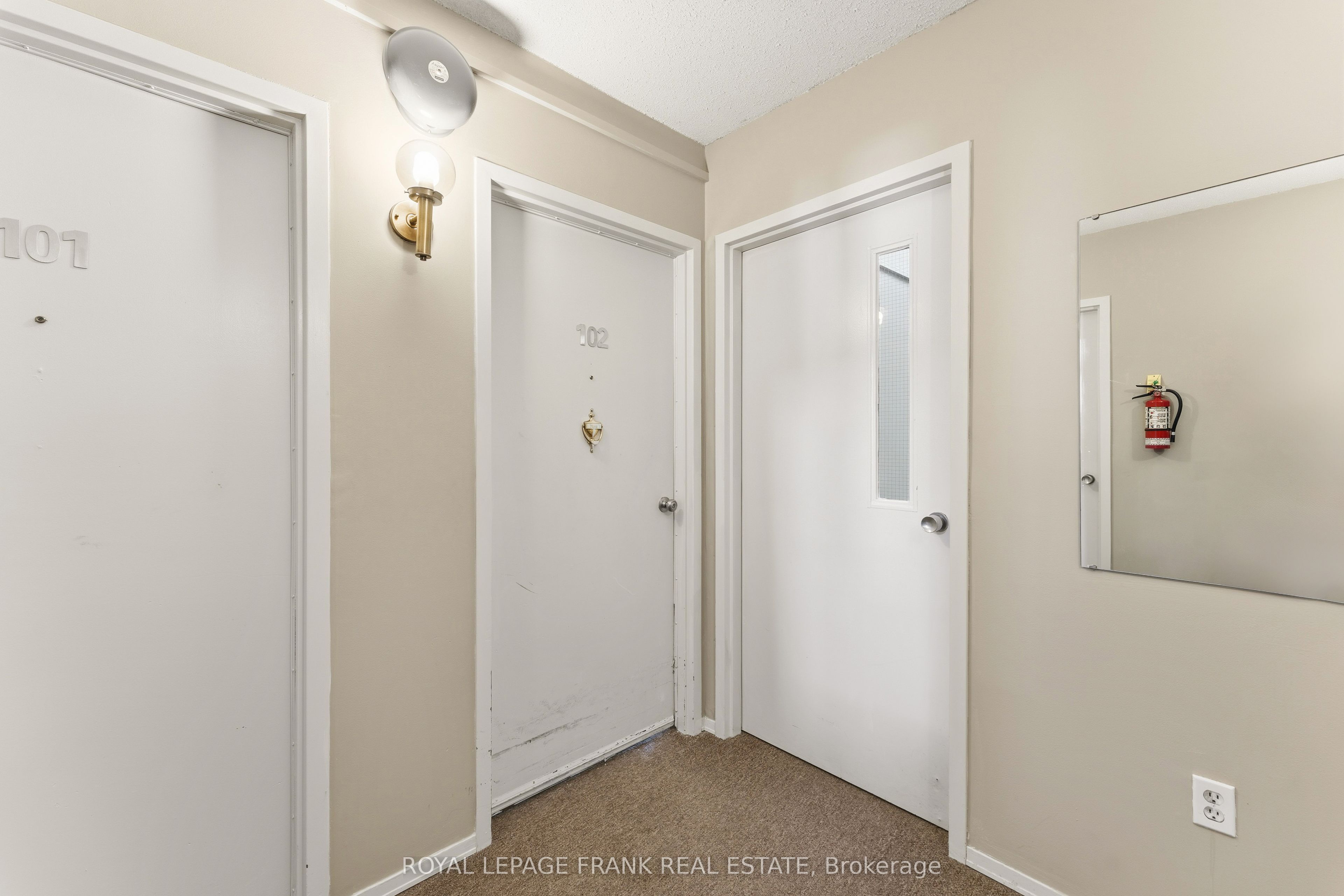 15 Clifton Street 102