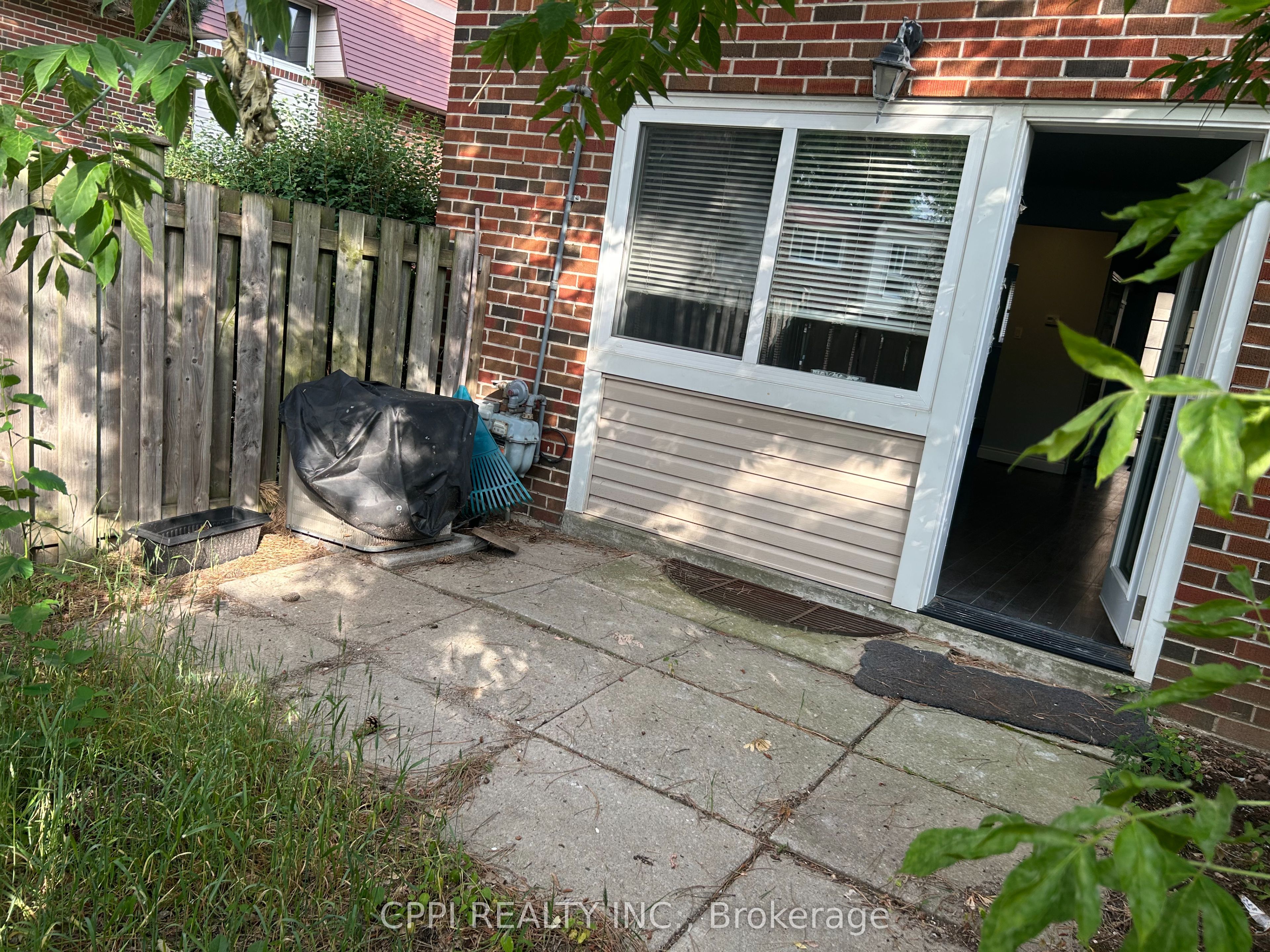 69 Godstone Road 127