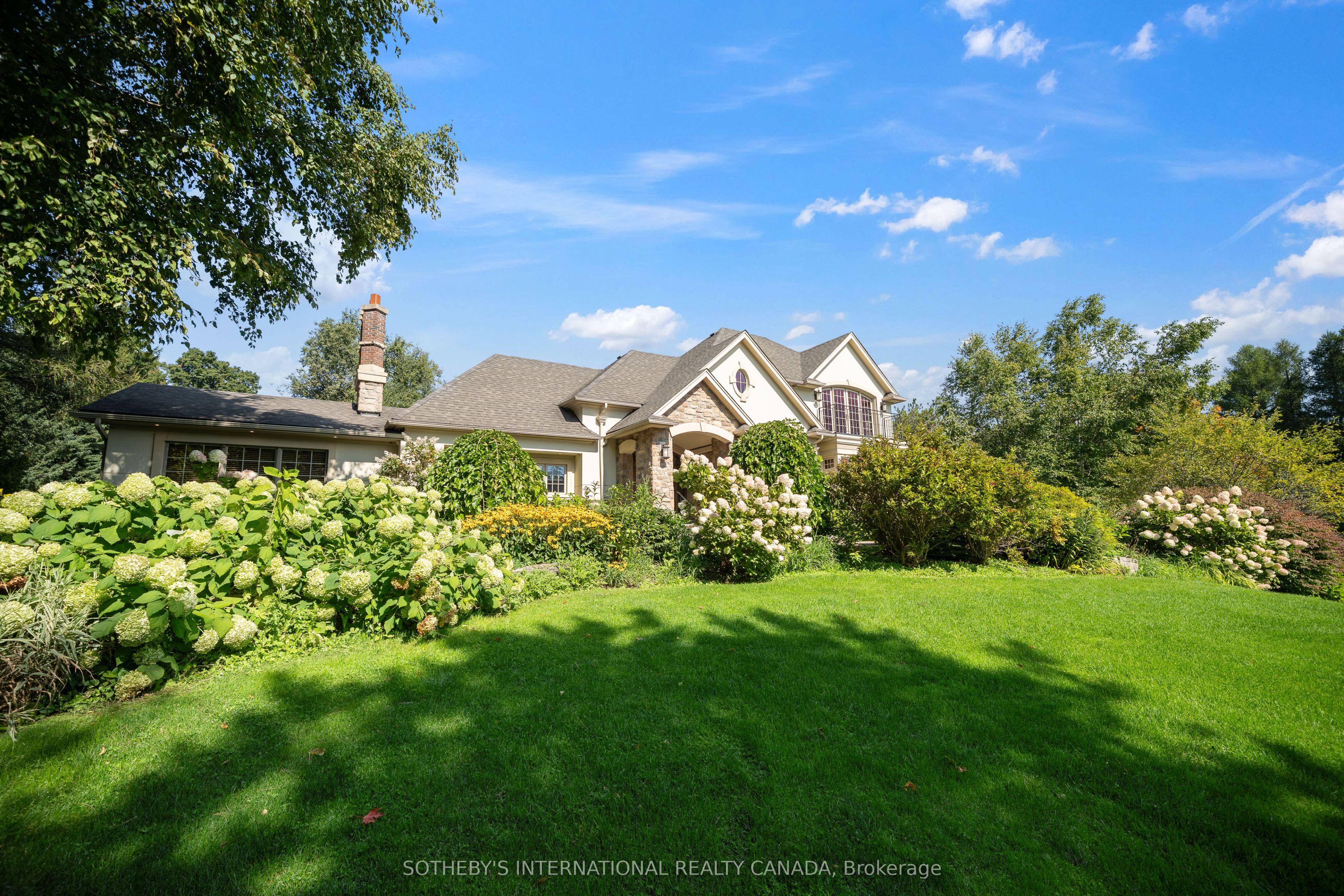 5088 Escarpment Side Road