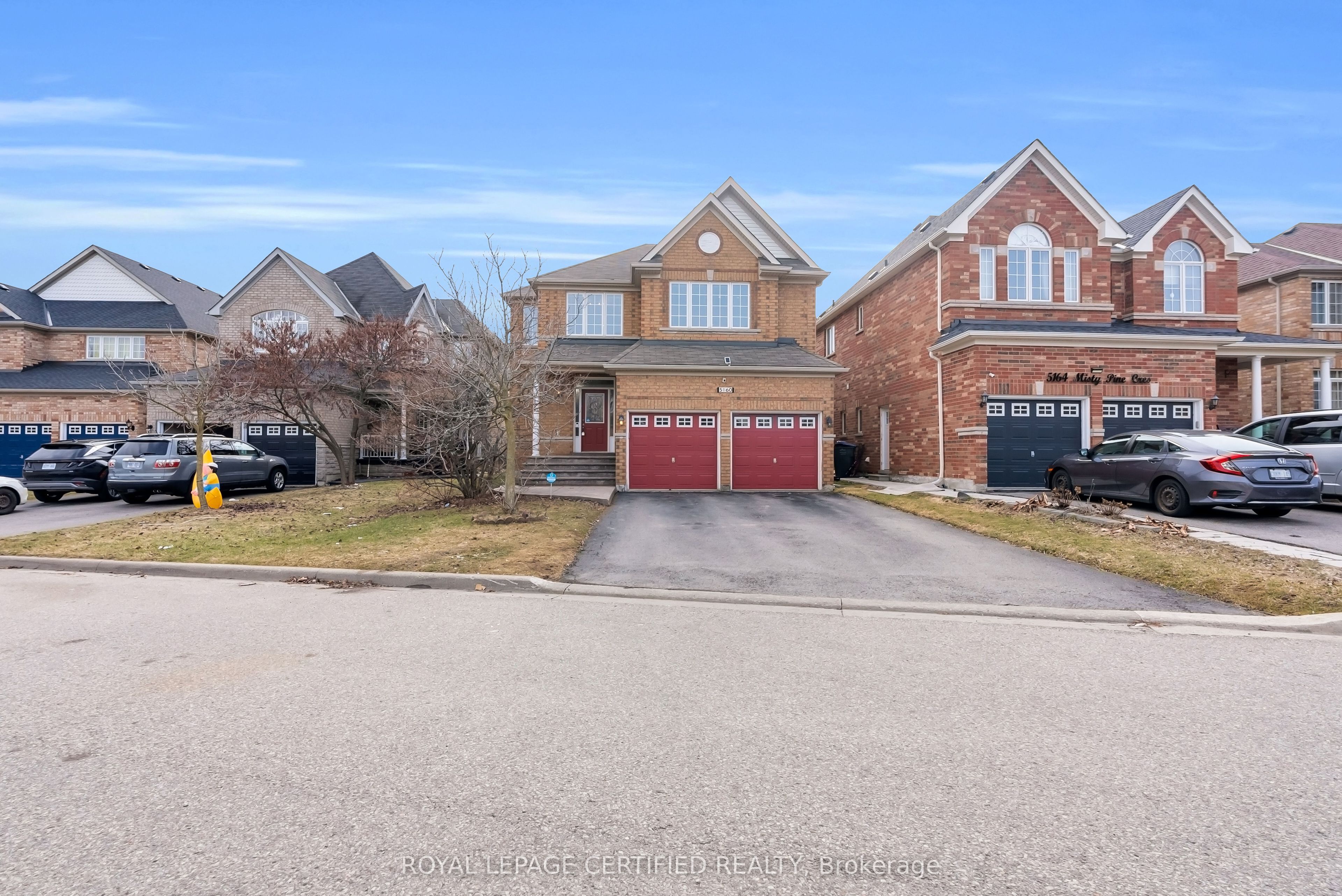 5160 Misty Pine Crescent