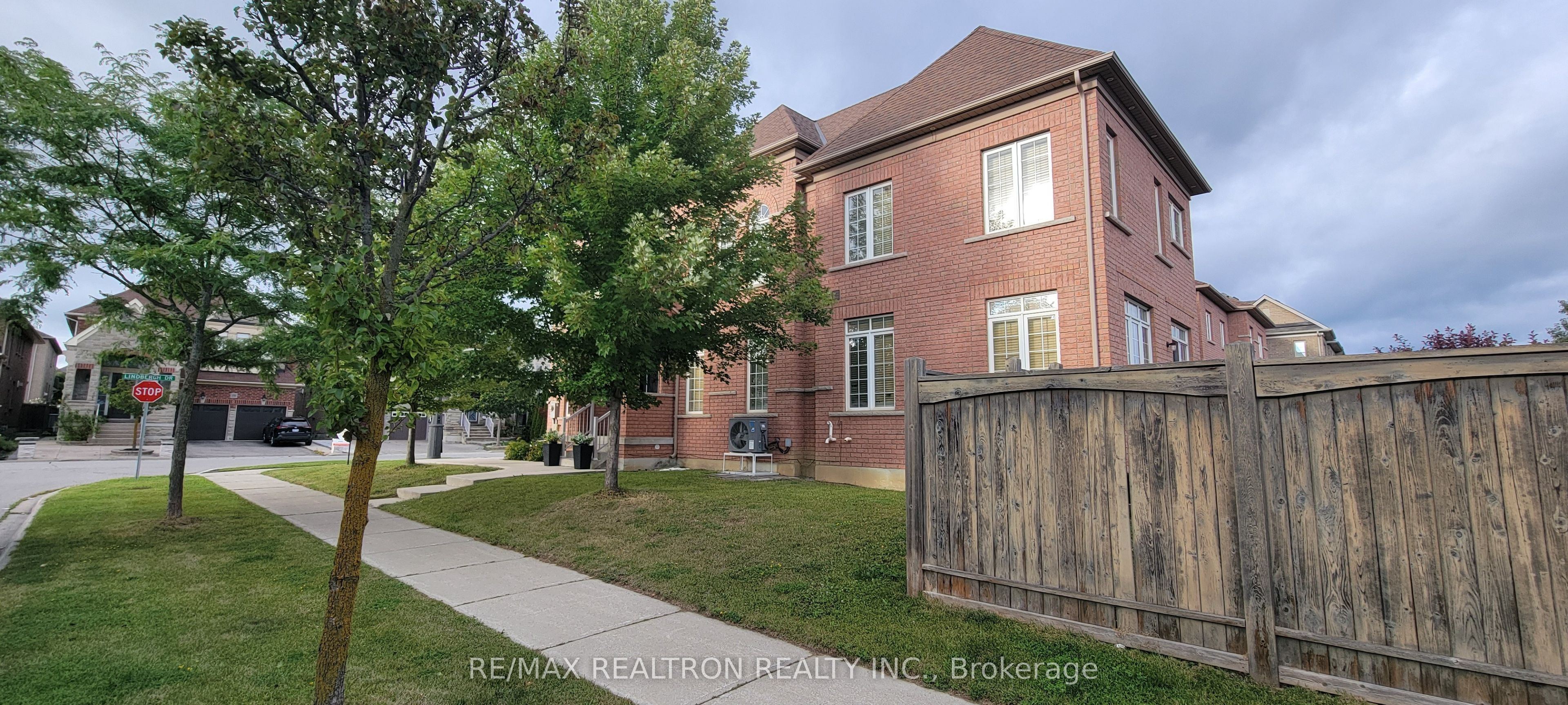 119 Lindbergh Drive