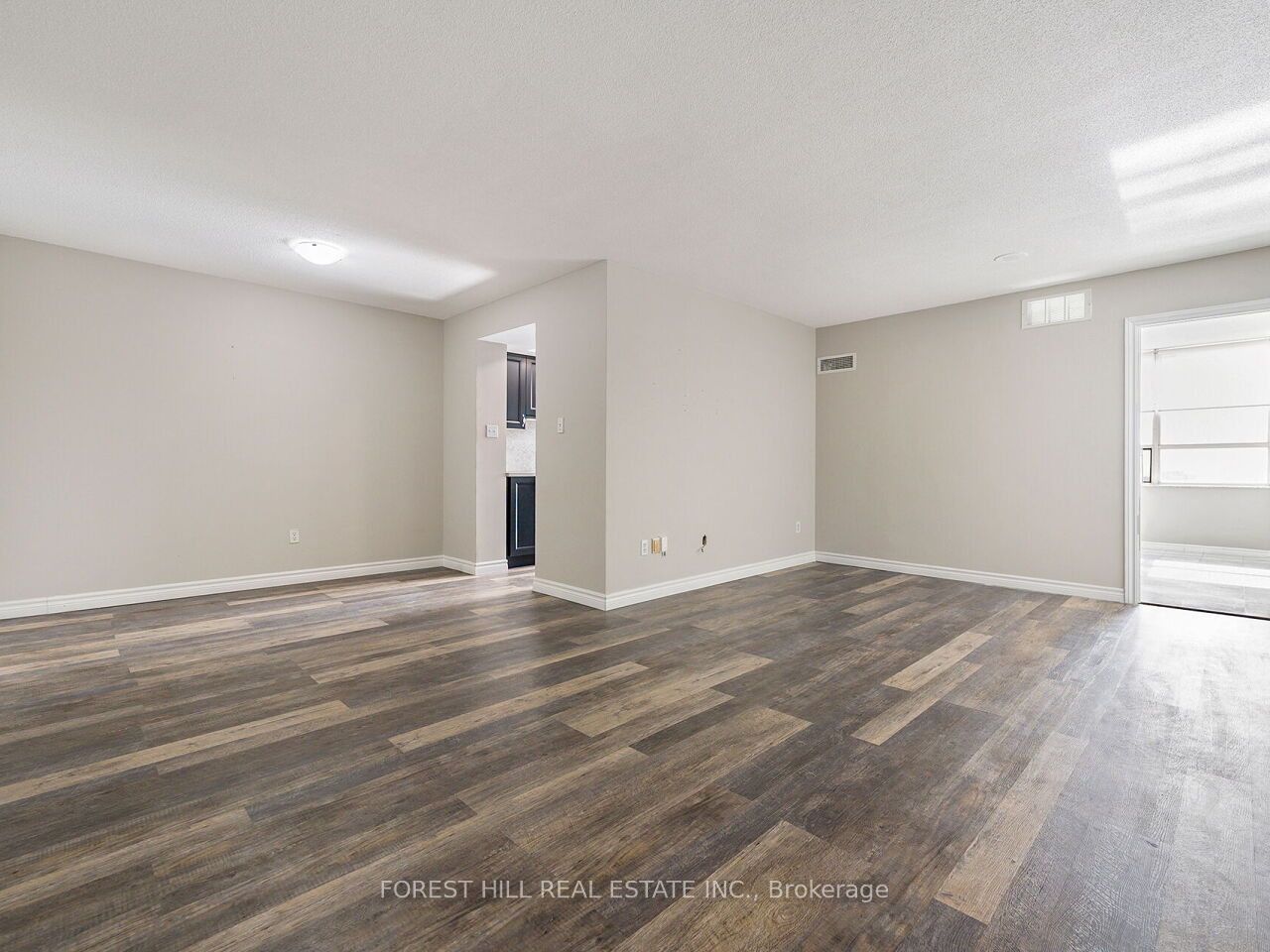 30 Malta Avenue 2004