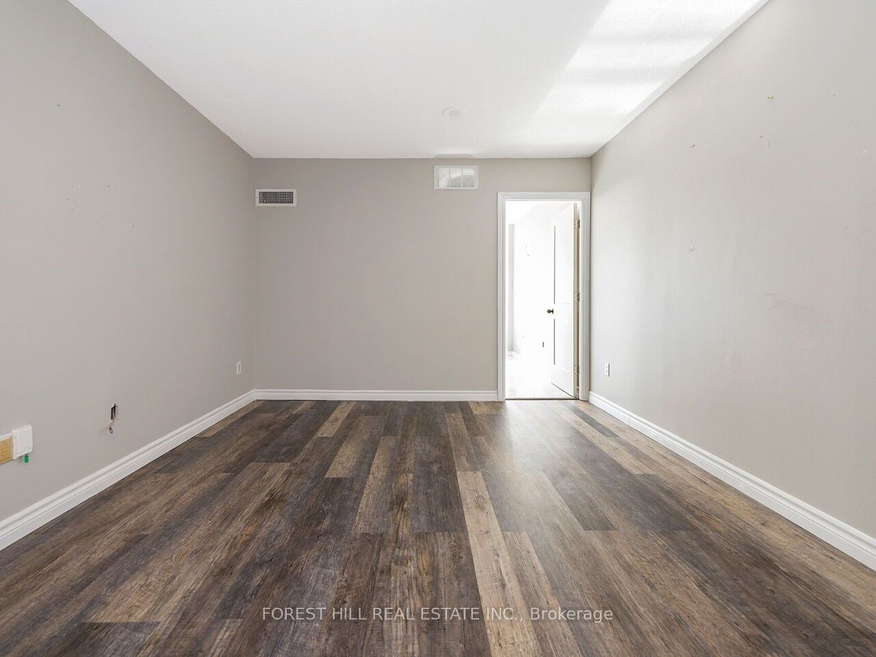 30 Malta Avenue 2004