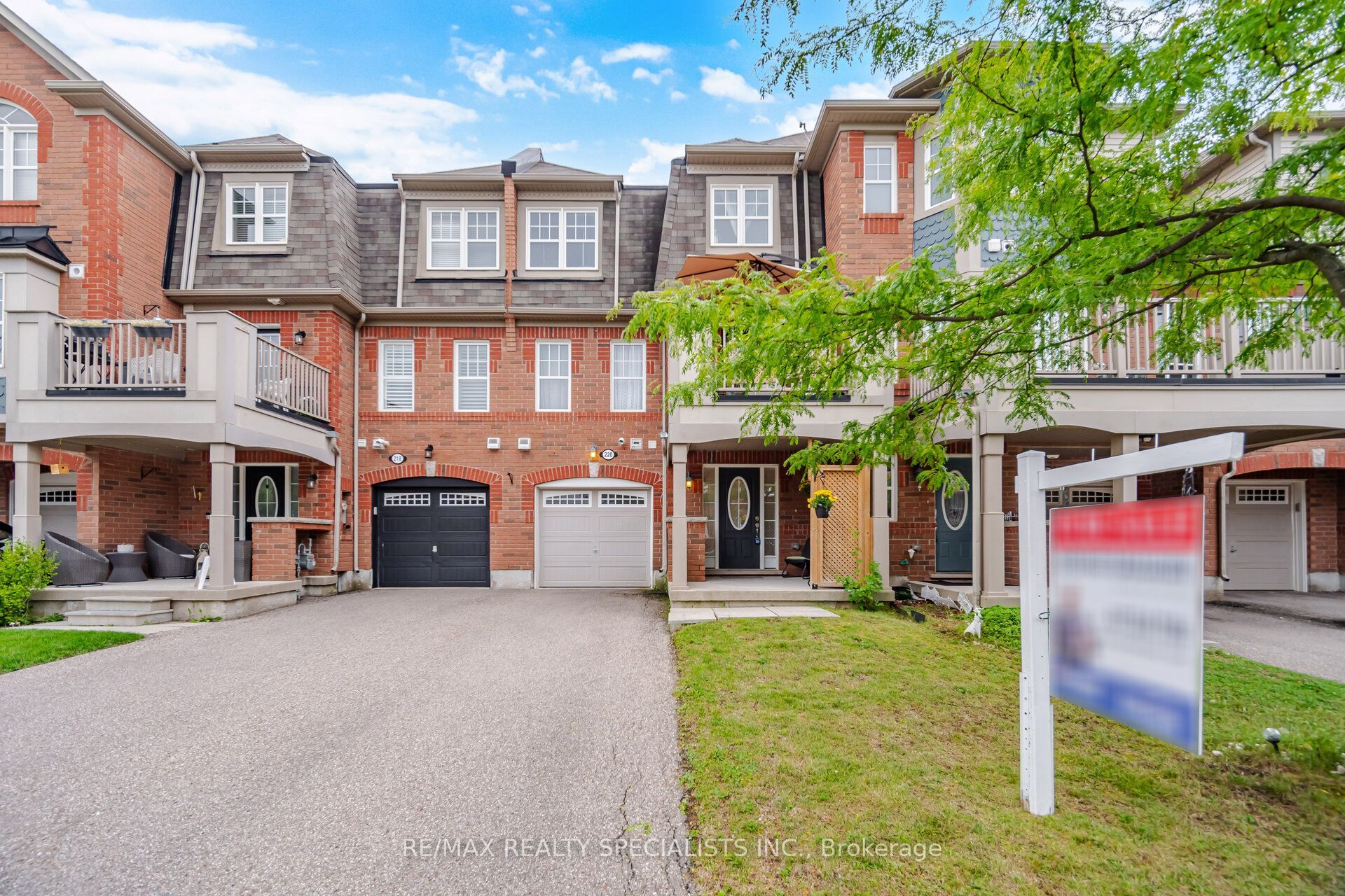 220 Mortimer Crescent