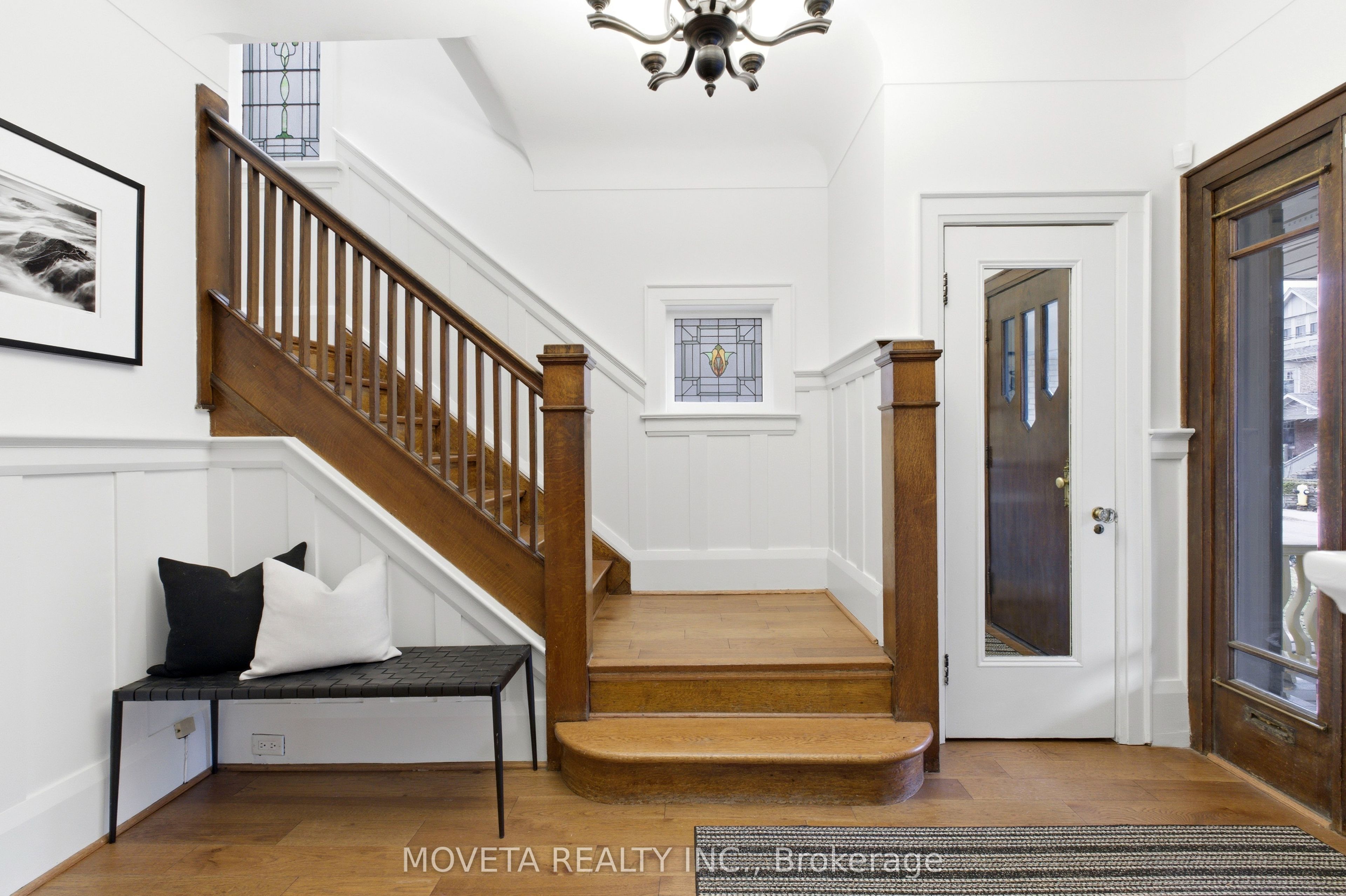 25 Glenholme Avenue N