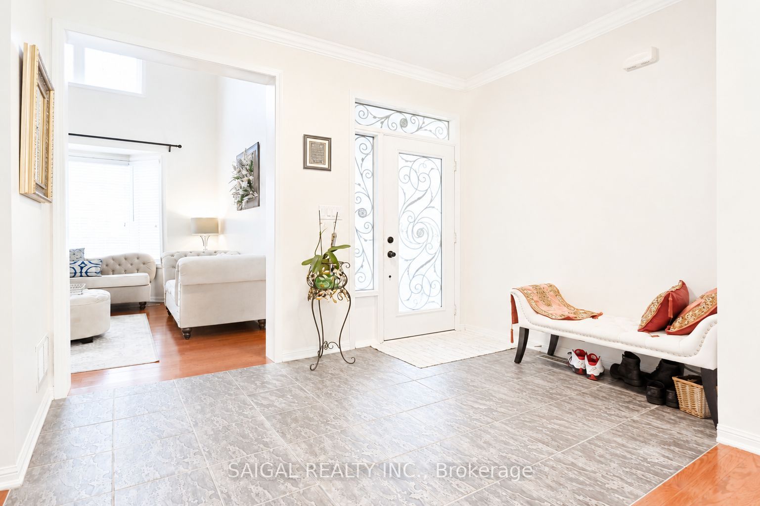 558 Hood Terrace