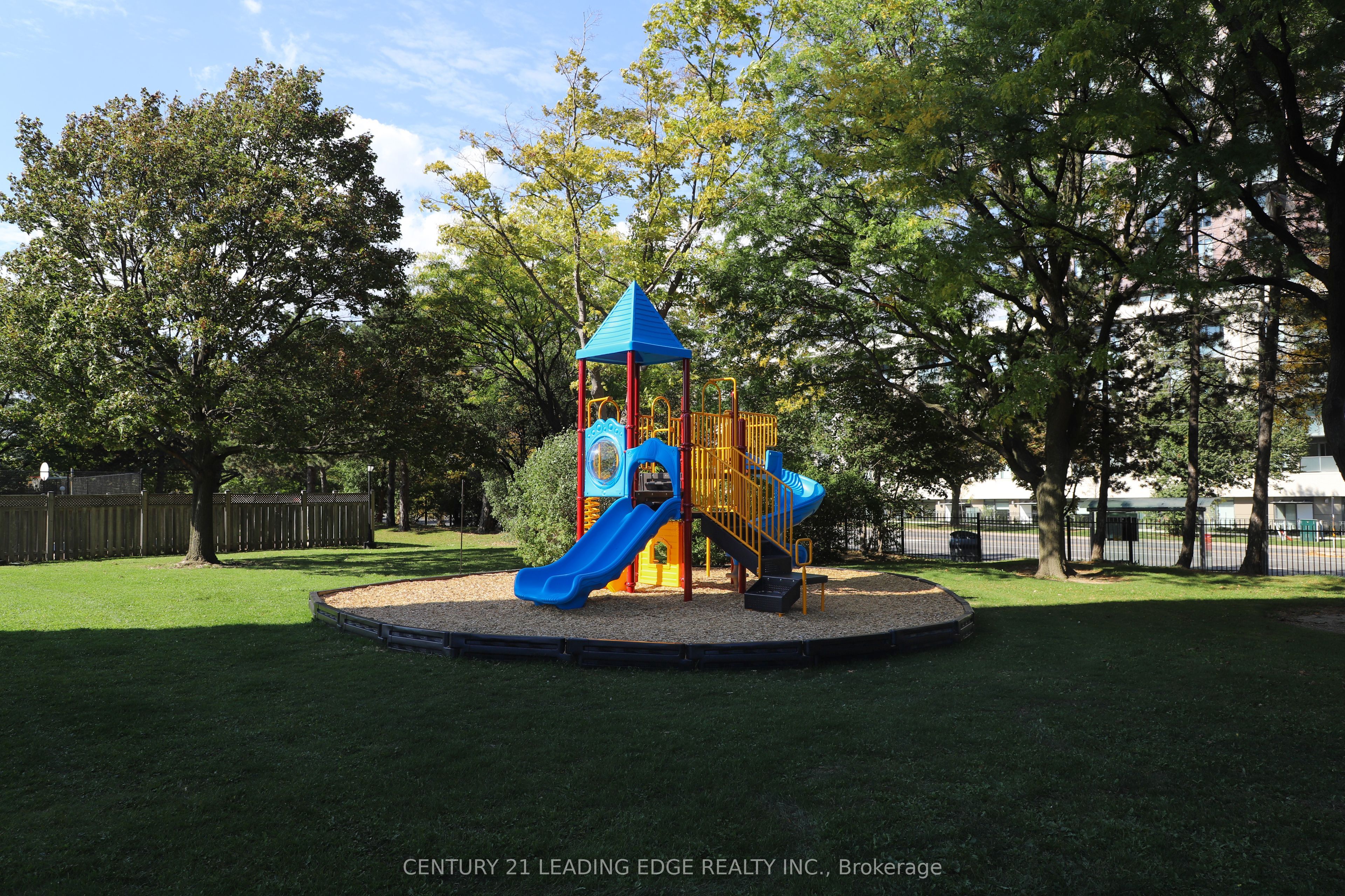 2550 Pharmacy Avenue 1206