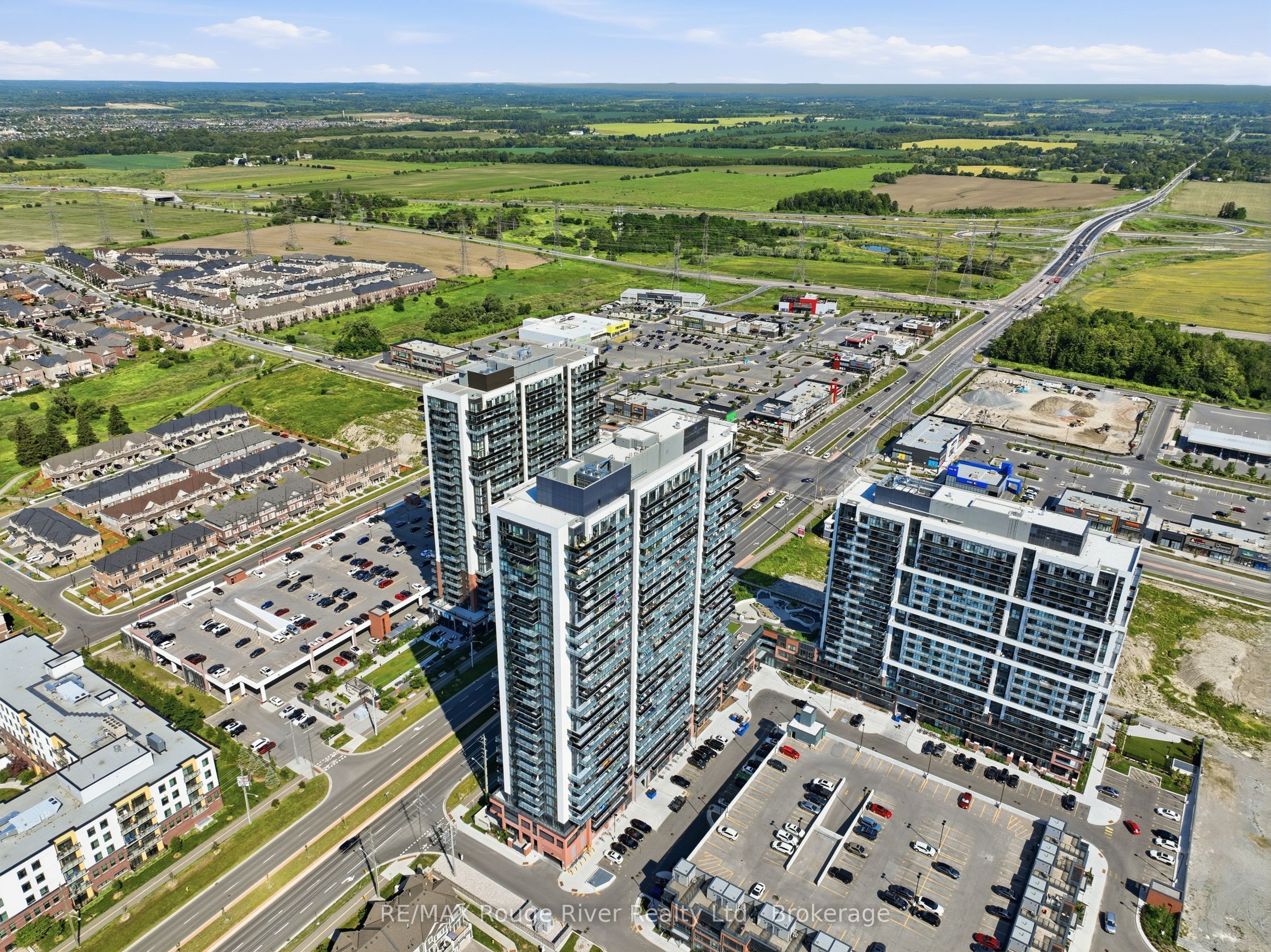 2545 SIMCOE Street N 2321