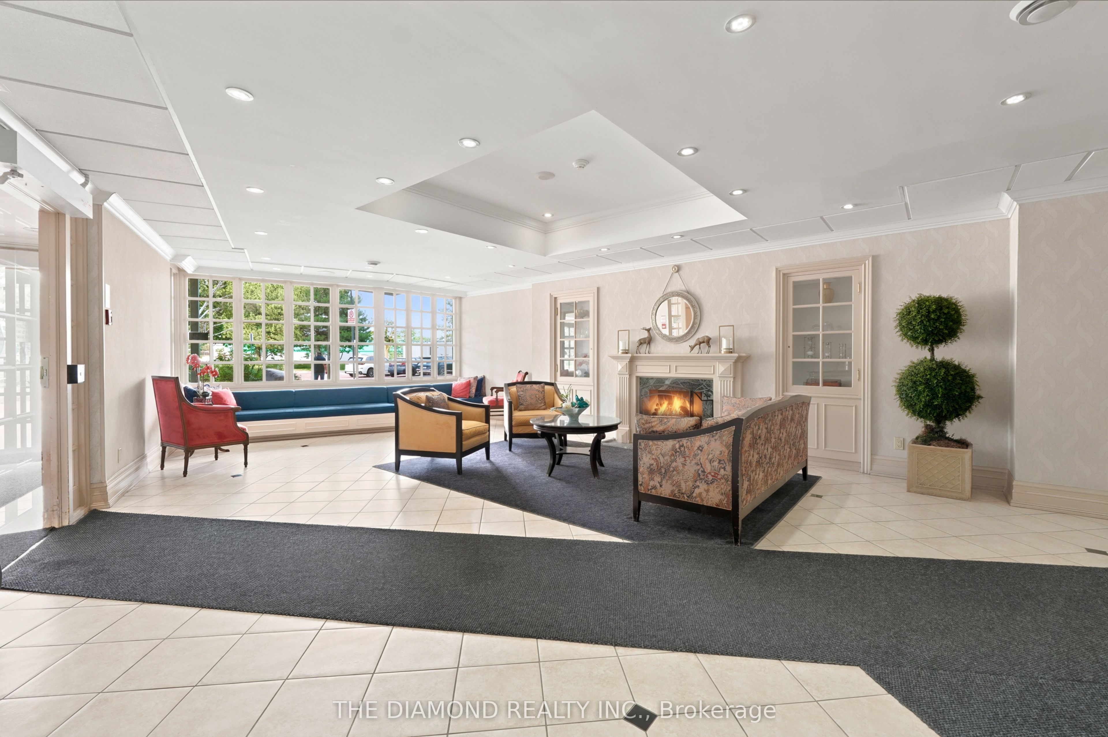 1360 Rathburn Road E 1805