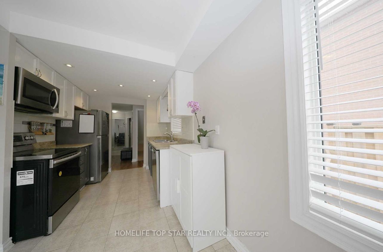32 Millington Crescent