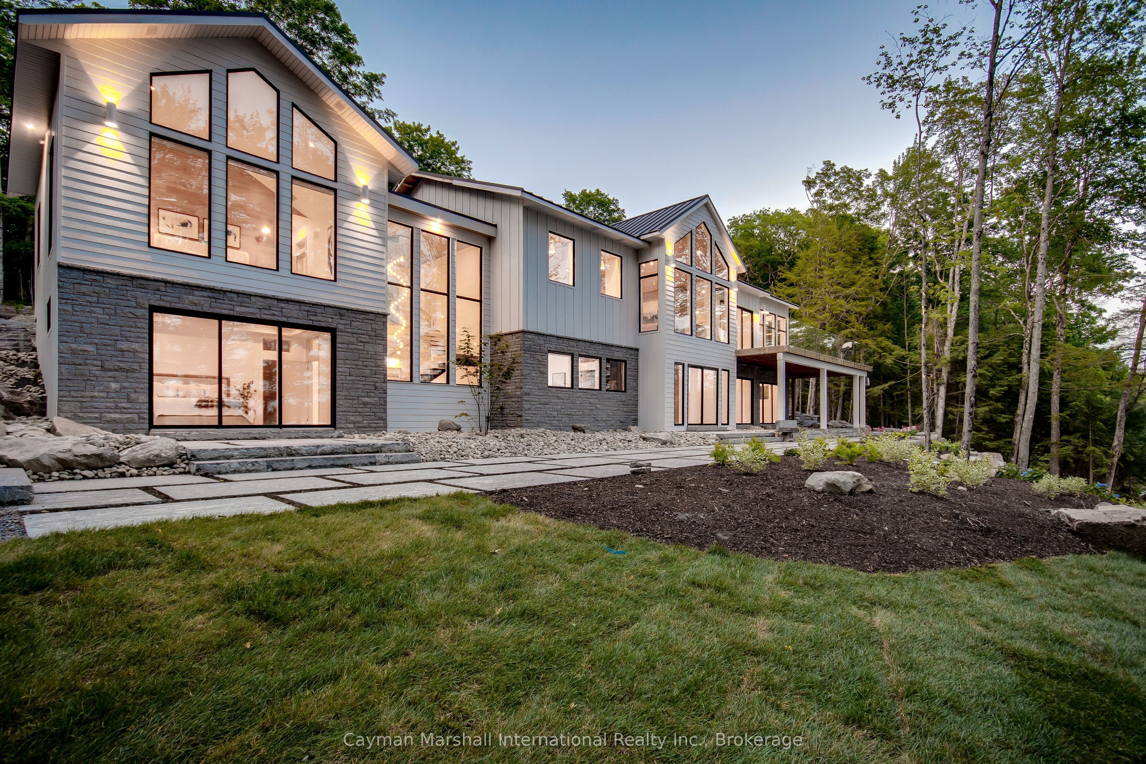 1331 South Monck Drive 4