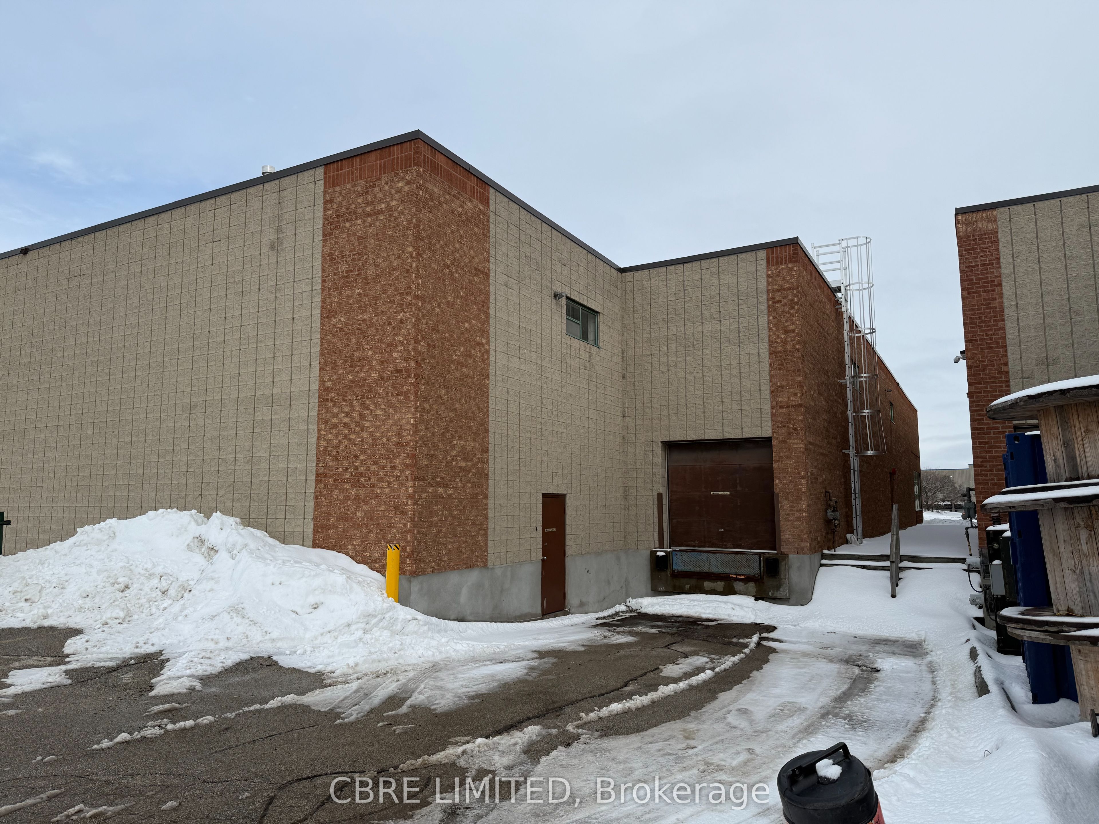 800 Creditstone Road