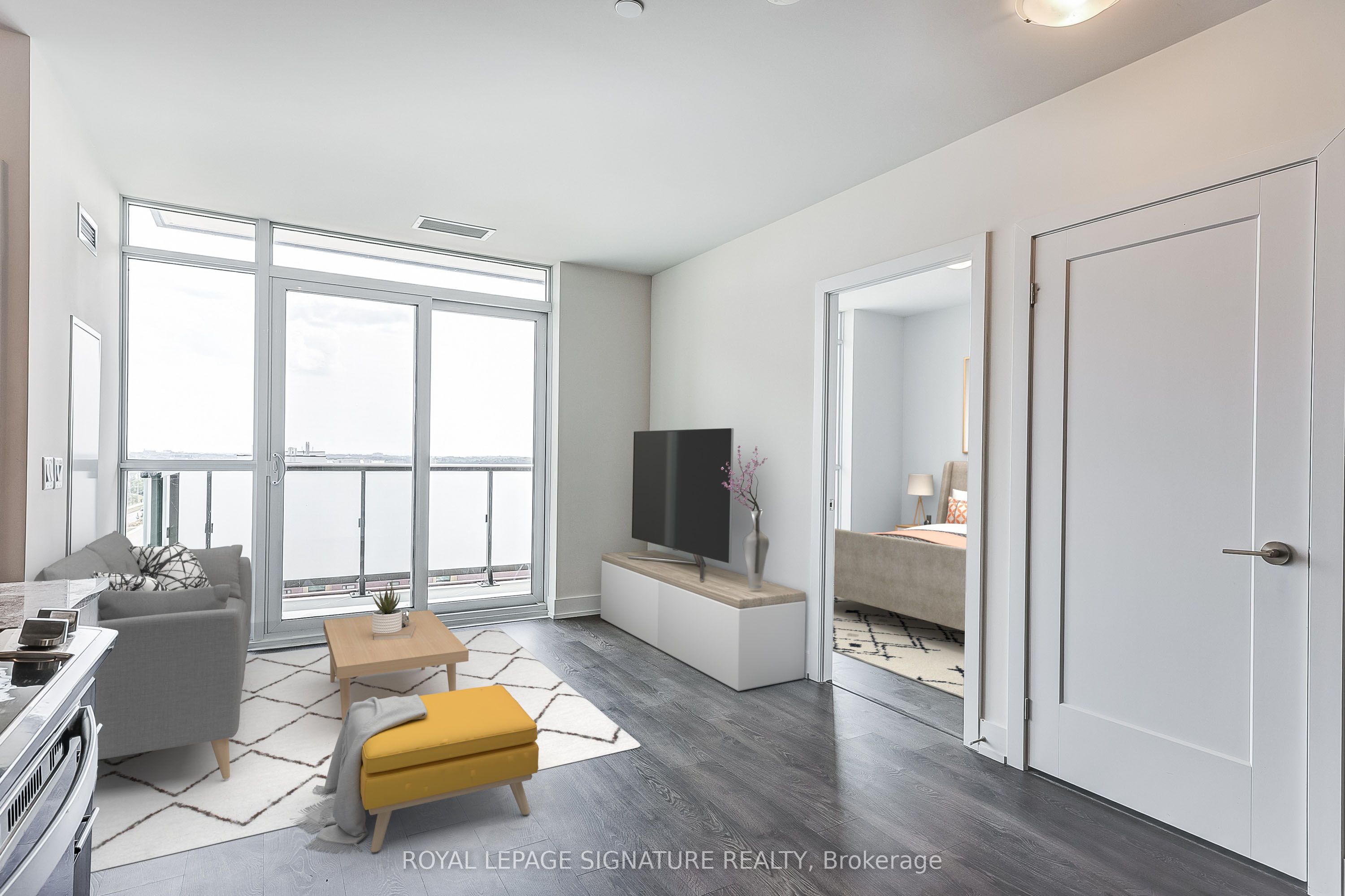 2550 Simcoe Street N 716