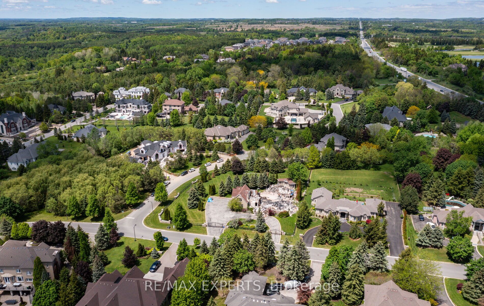 76 Forest Heights Boulevard