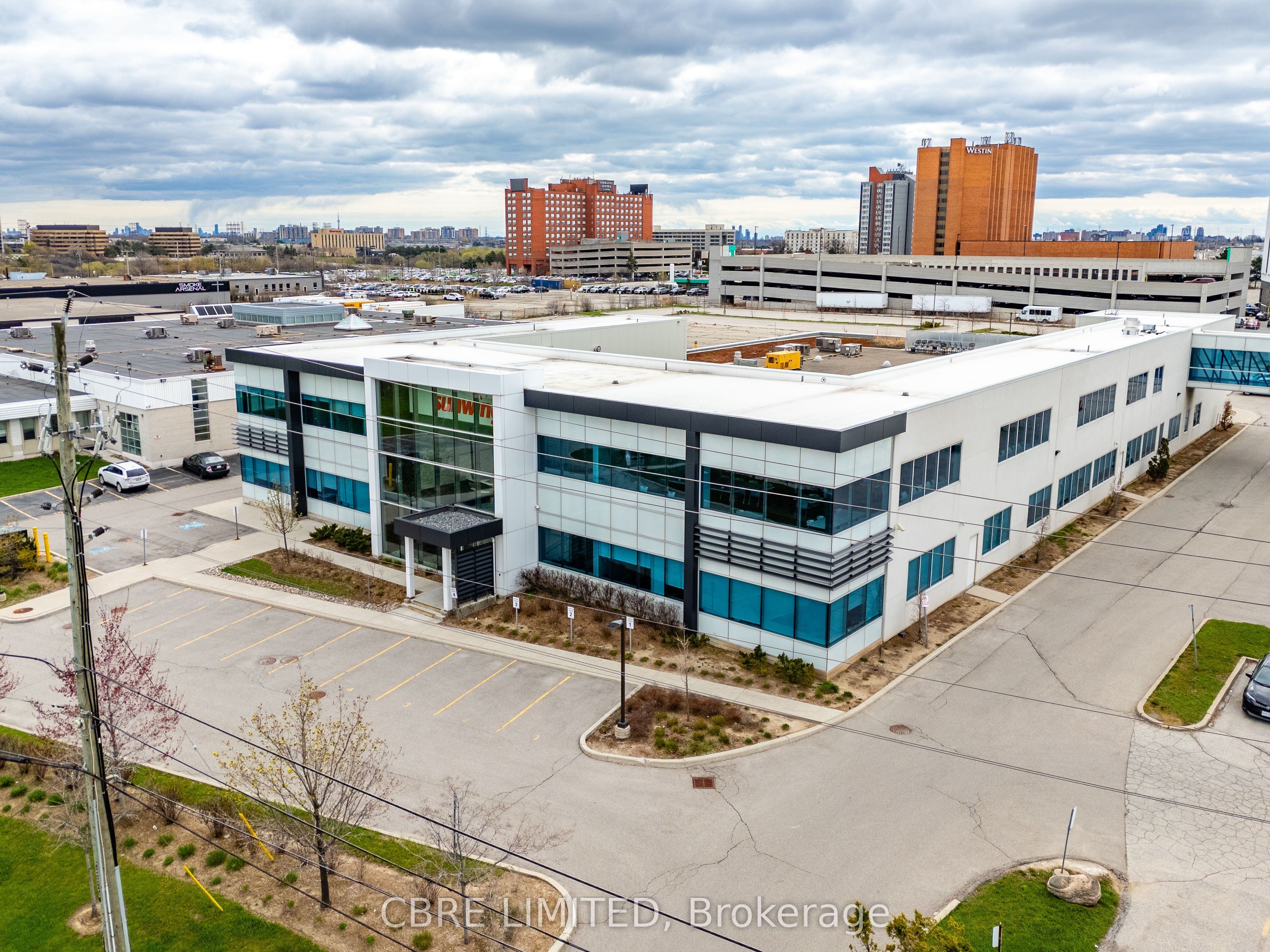 27 & 31 Fasken Drive