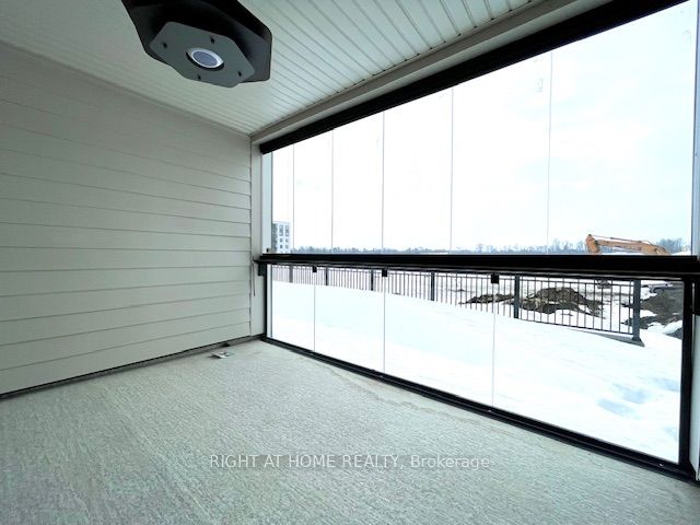 15 Kneeshaw Drive 102
