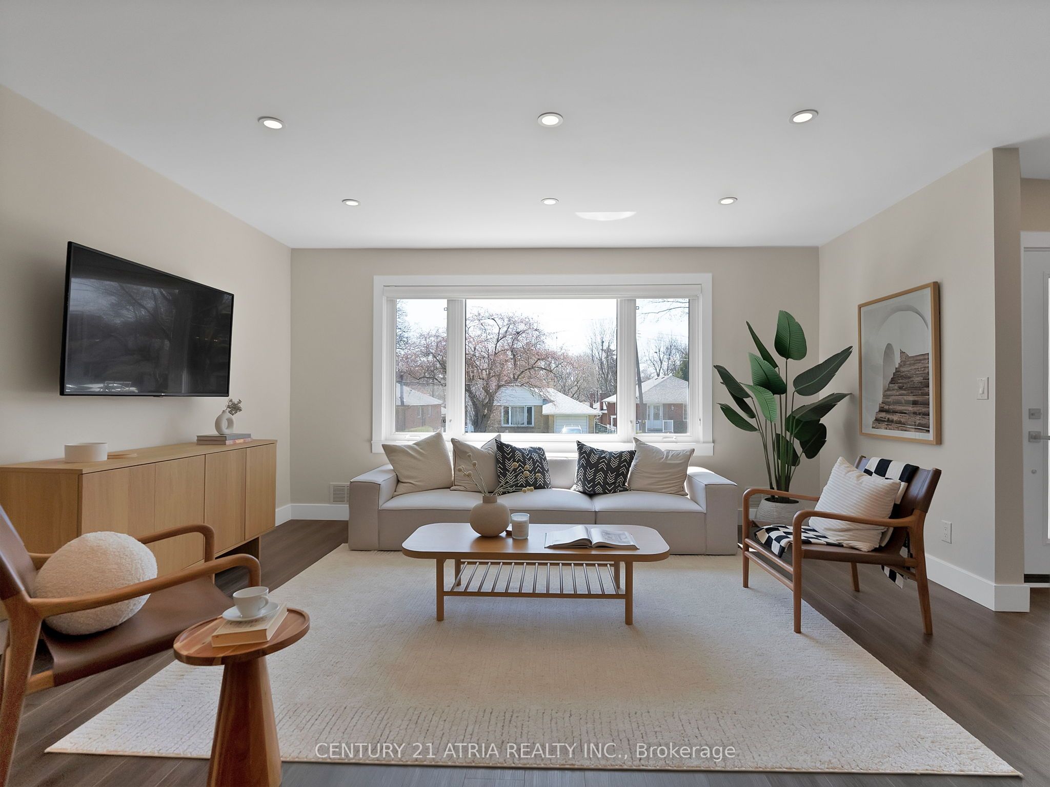 10 Dunrobin Drive