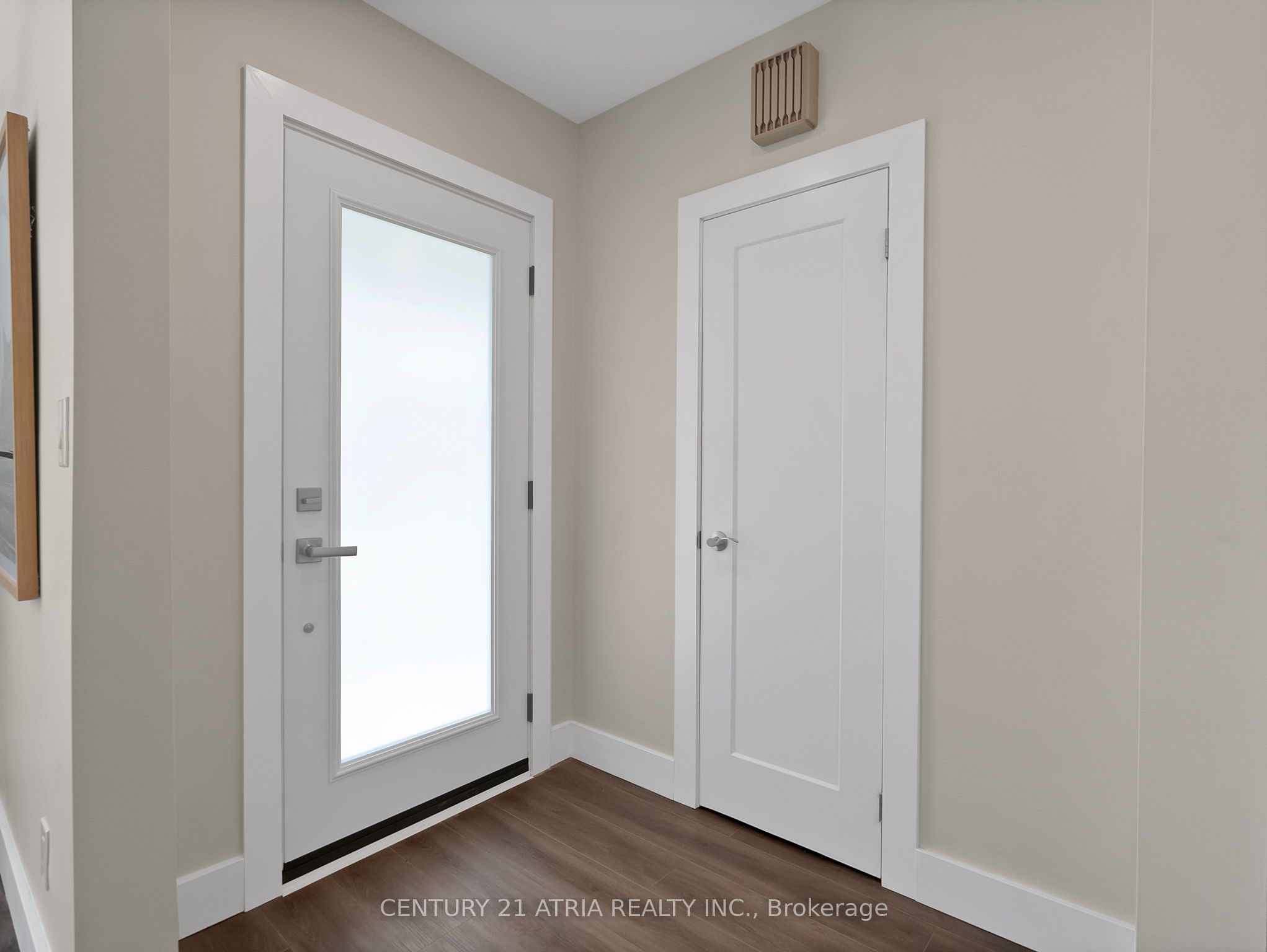 10 Dunrobin Drive
