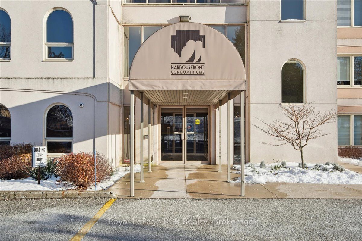 2555 3rd Avenue W 206