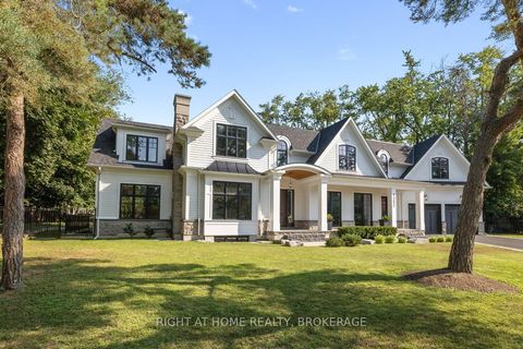 1253 Crawford Court Oakville ON L6J 1Z2