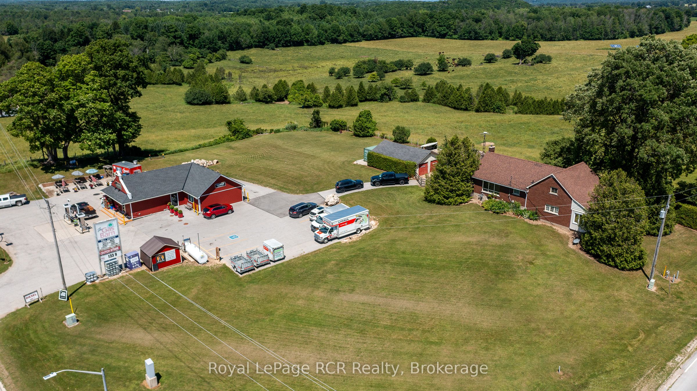 177569 Grey 18 Road
