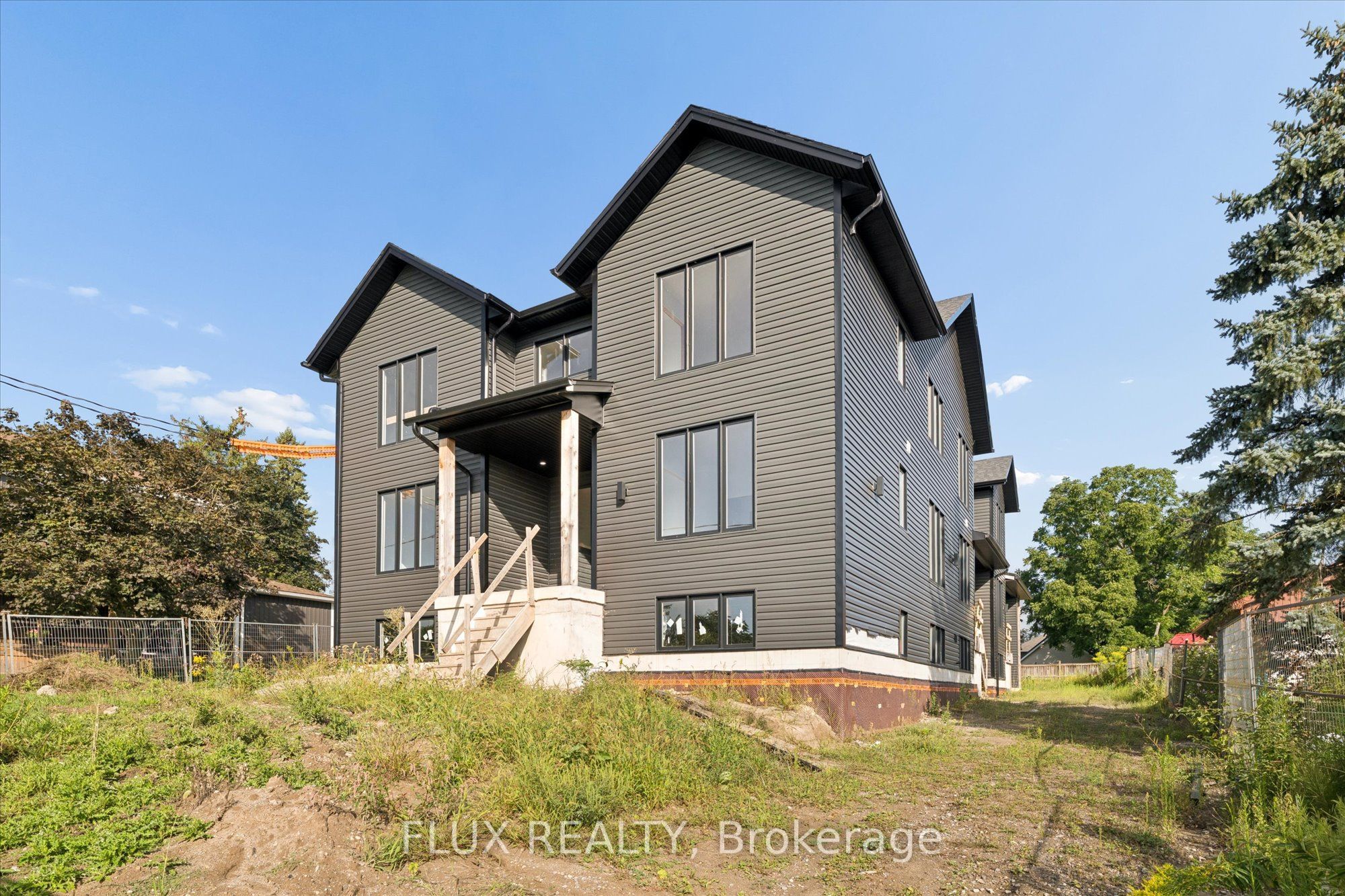 138 Charlotta Street