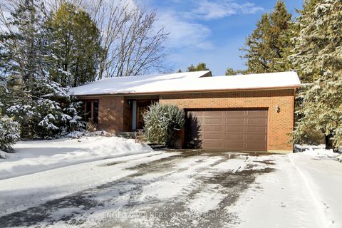 5361 Hilltop Drive Manotick - Kars - Rideau Twp and Area ON K4M 1G4